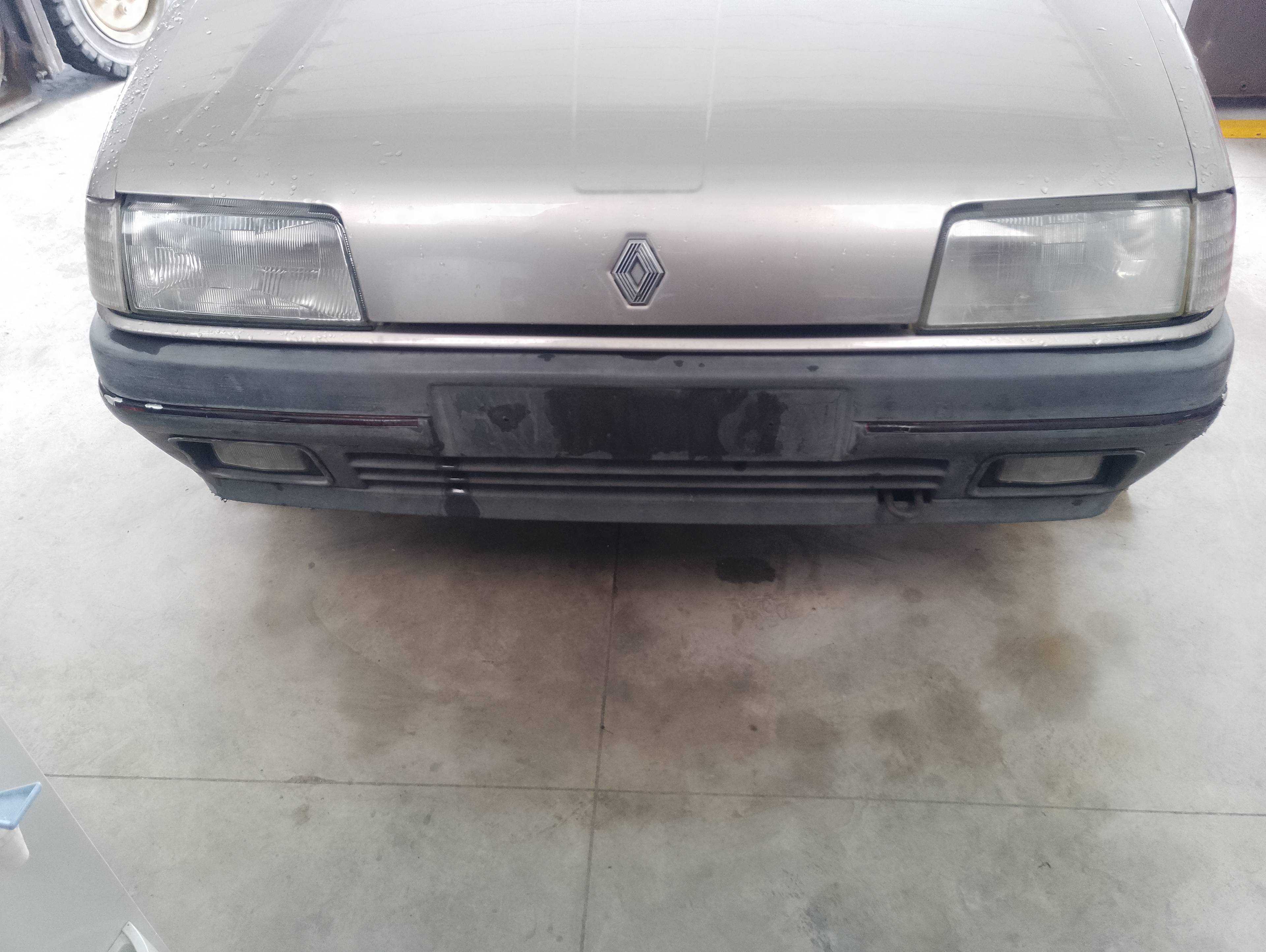 Recambio de paragolpes delantero para renault 19 hatchback (b/c53) gtd referencia OEM IAM   