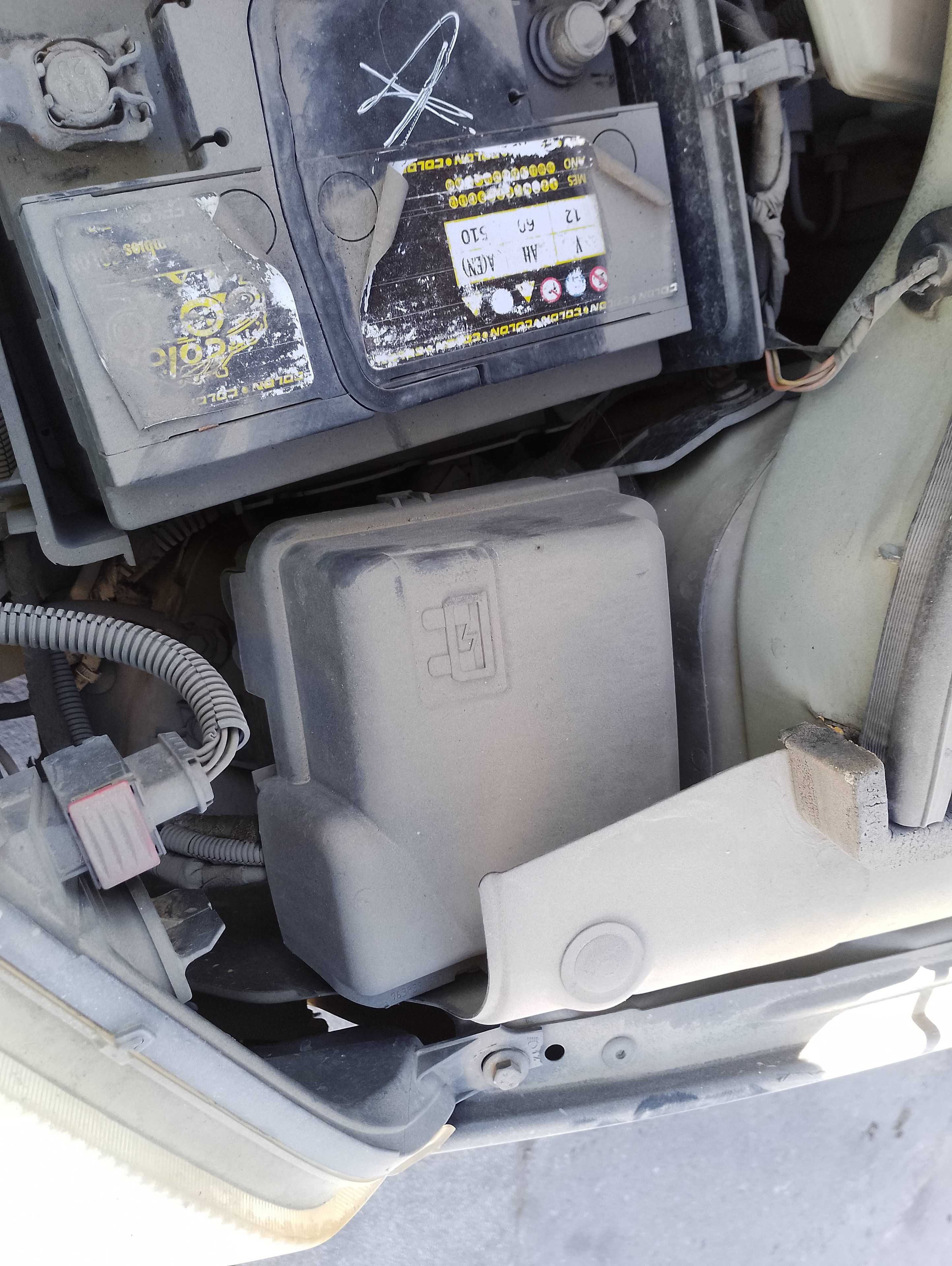 Recambio de caja reles / fusibles para citroën c2 x referencia OEM IAM   