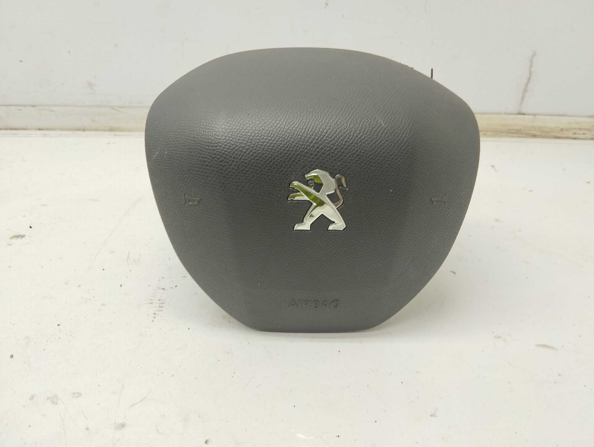 Recambio de airbag delantero izquierdo para peugeot 308 active referencia OEM IAM 96783105ZD 5AGB8C 