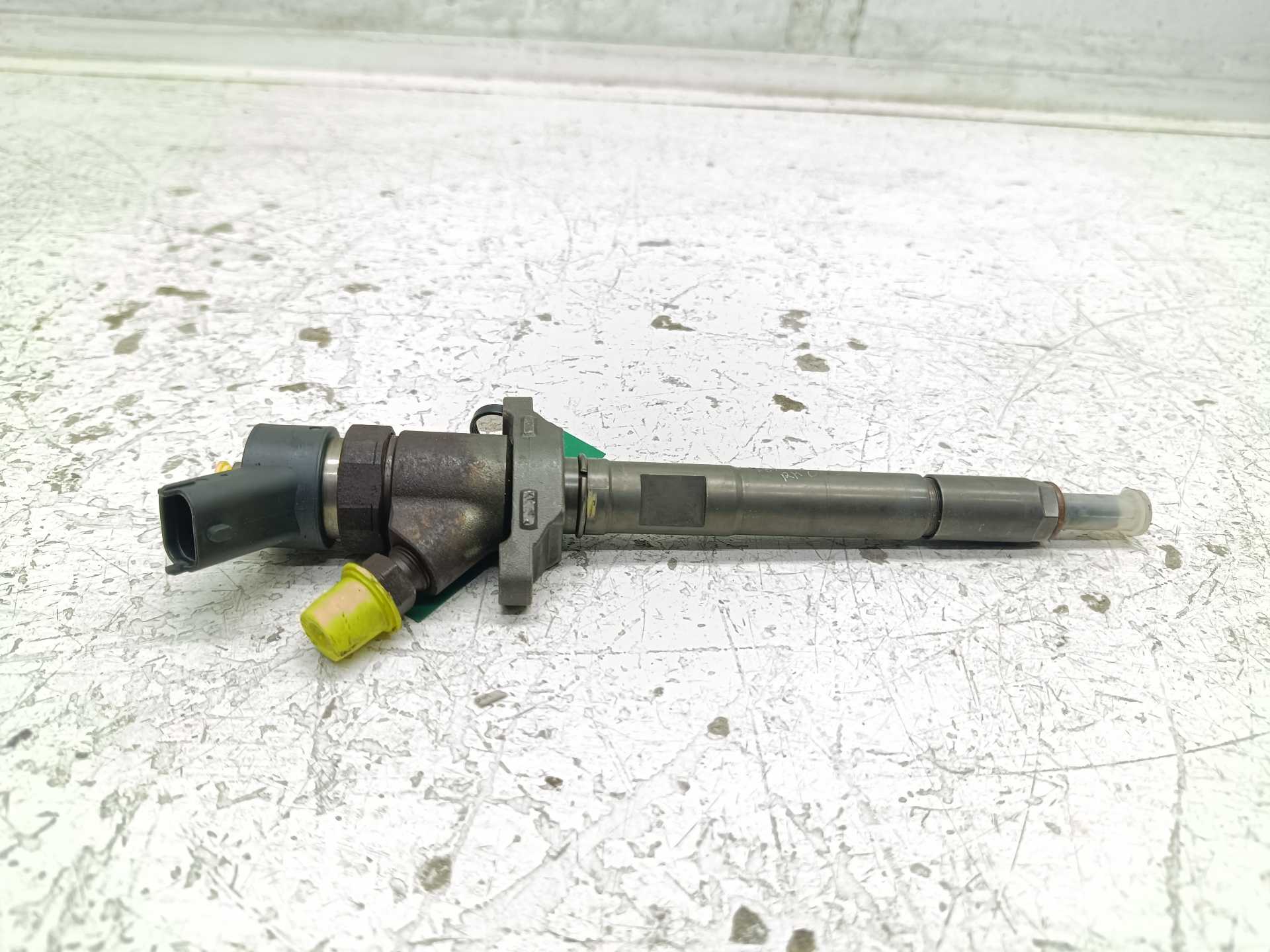 Recambio de inyector para peugeot 407 referencia OEM IAM 0445110188  