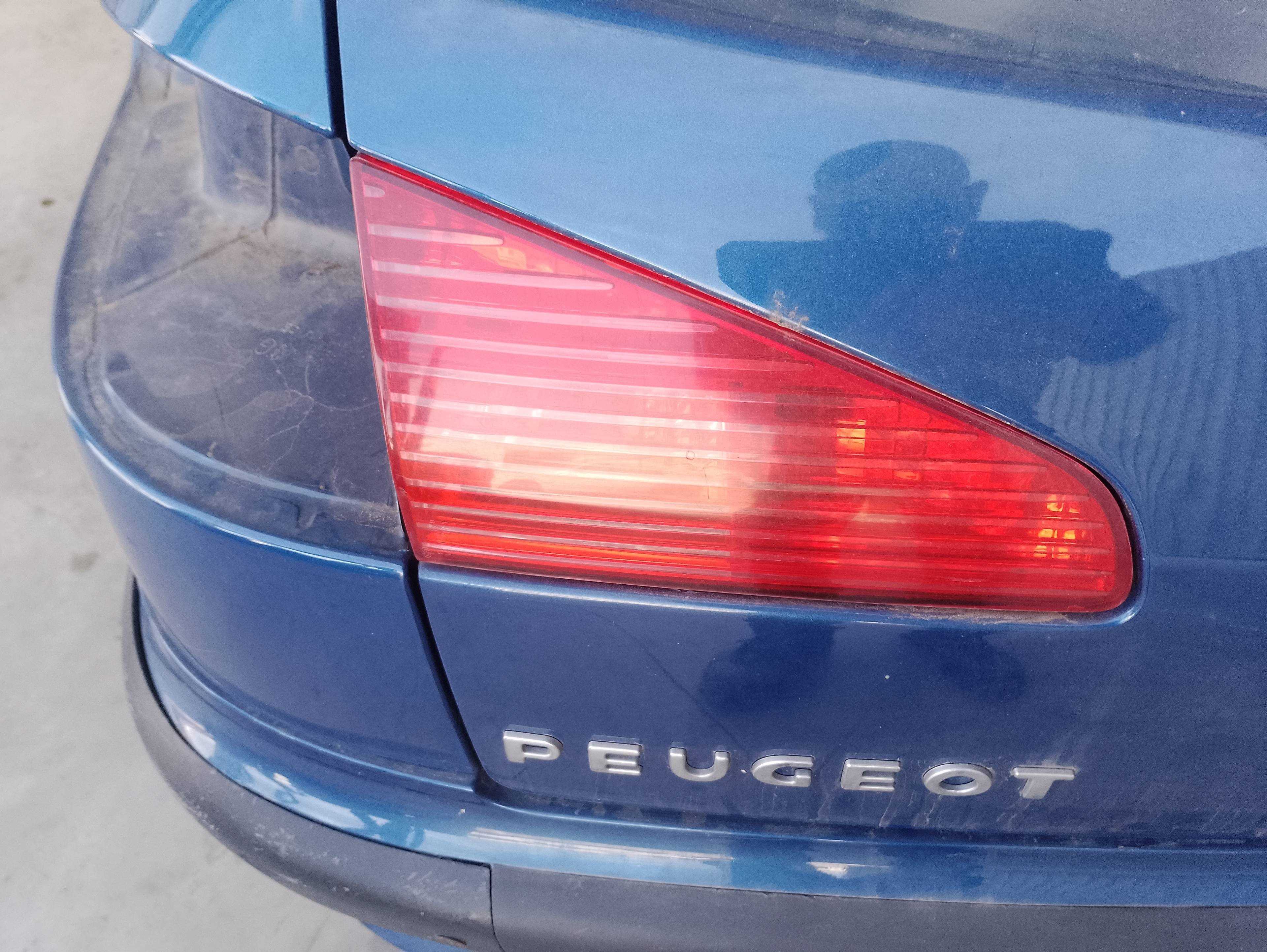 Recambio de piloto porton trasero izquierdo para peugeot 607 (s1) pack referencia OEM IAM   