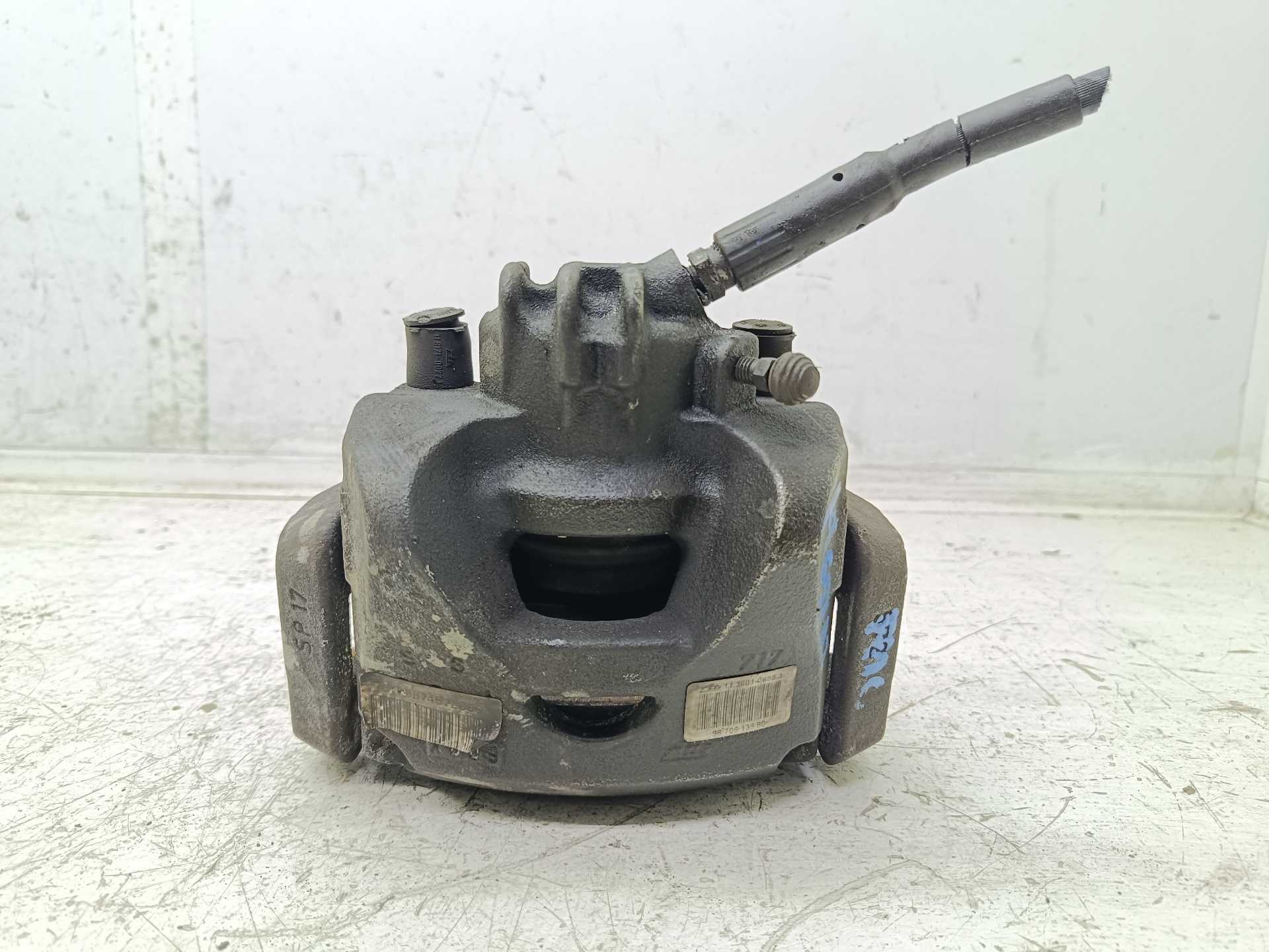 Recambio de pinza de freno delantera izquierda para peugeot partner kasten l1 confort pack referencia OEM IAM 9670613980  
