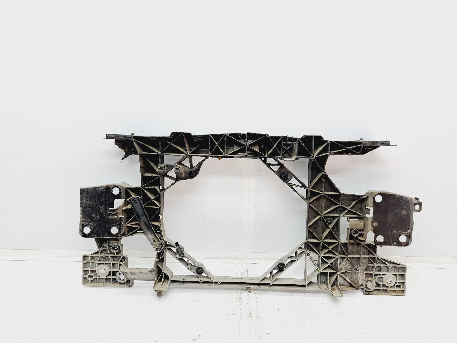 Recambio de panel frontal para renault fluence 1.5 dci diesel fap referencia OEM IAM   