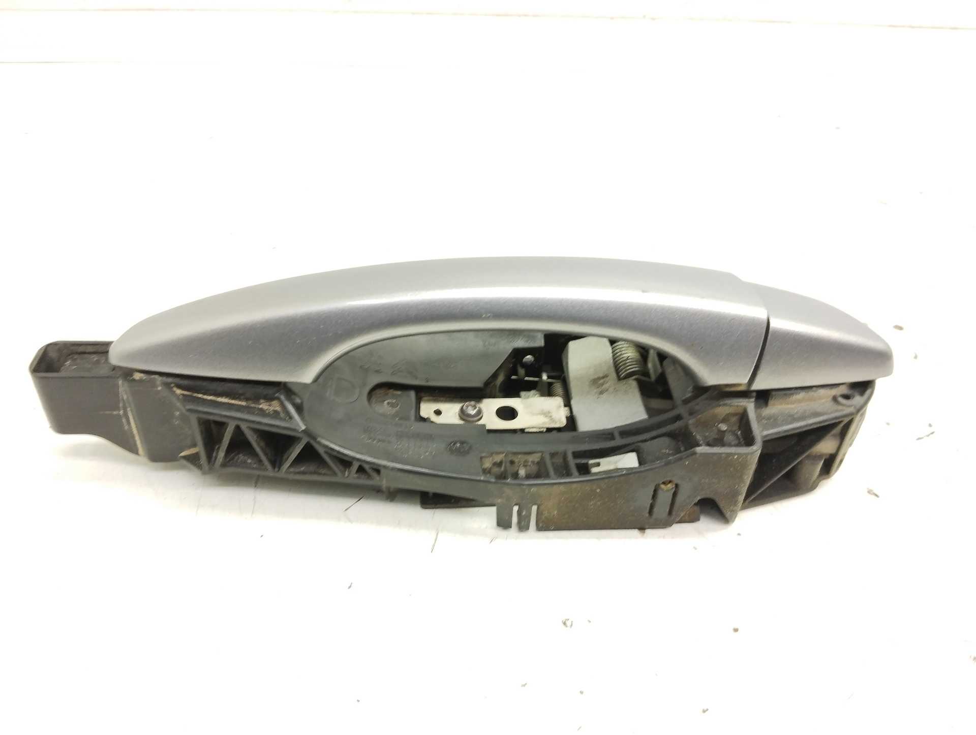 Recambio de maneta exterior trasera derecha para peugeot 3008 active referencia OEM IAM GEO016532  