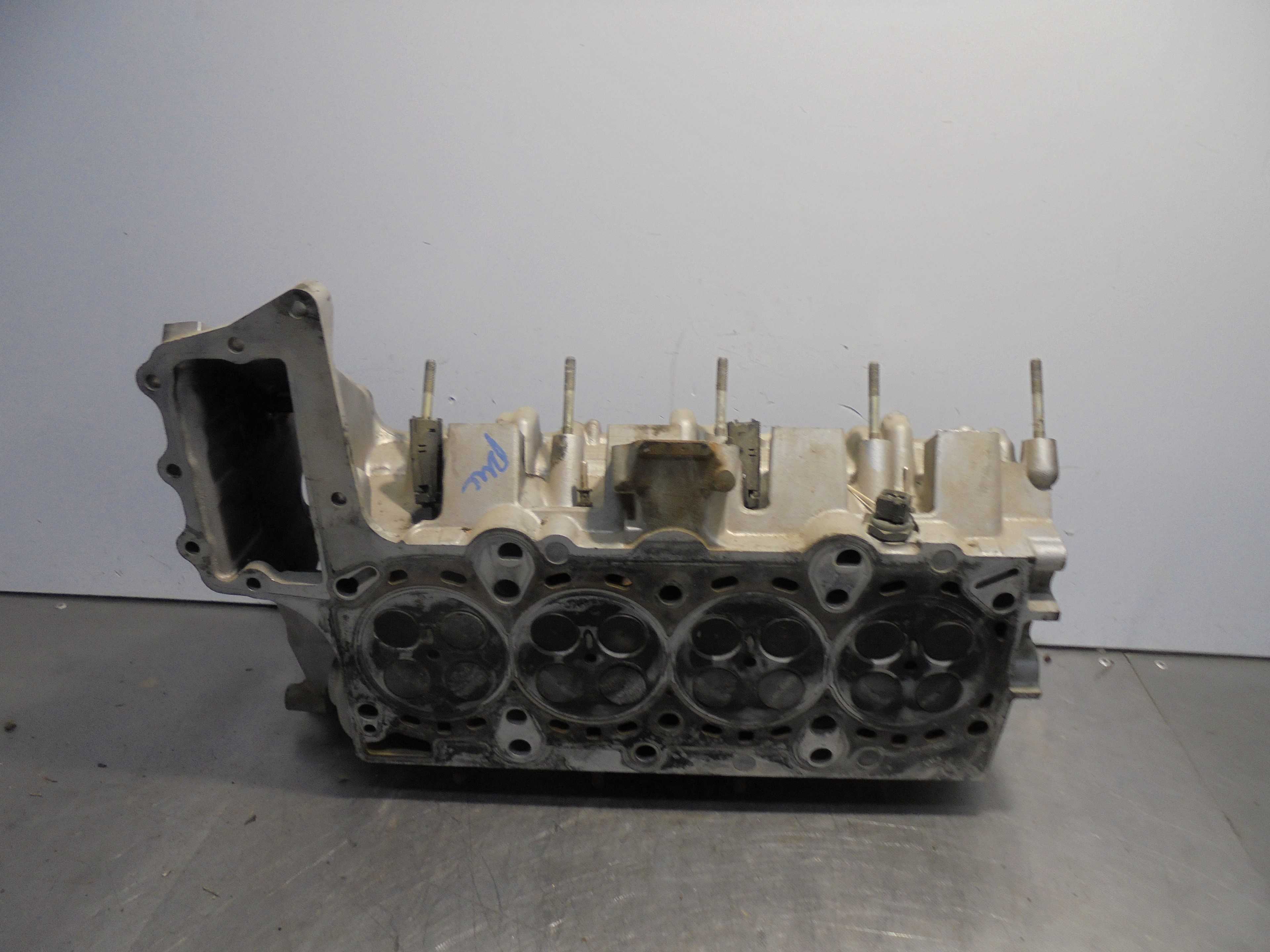 Recambio de culata para bmw serie 1 berlina (e81/e87) 118d referencia OEM IAM 778587607  