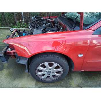 Recambio de aleta delantera izquierda para volvo v40 familiar 1.9 d referencia OEM IAM   