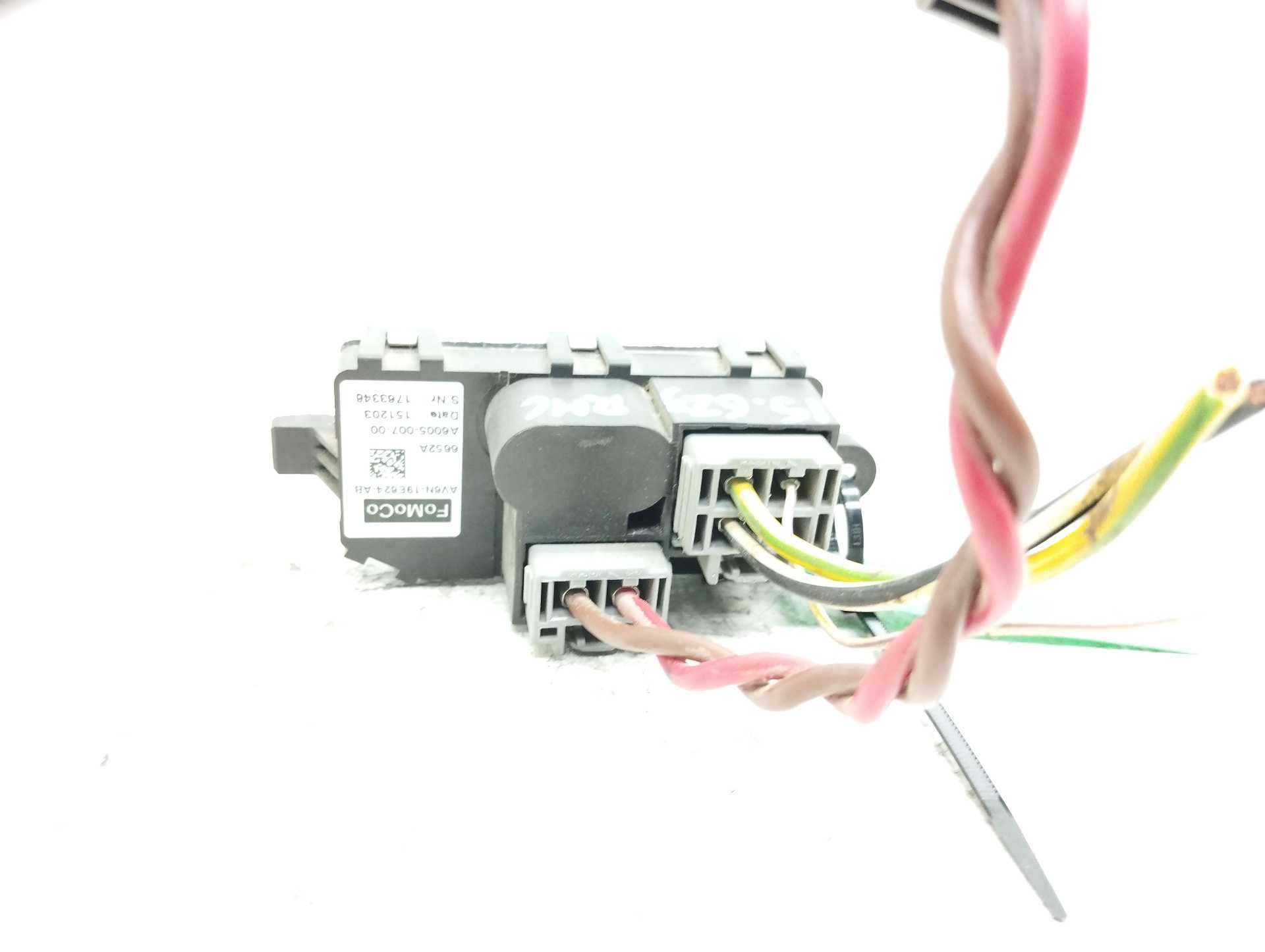 Recambio de resistencia calefaccion para ford kuga (cbs) st-line 2wd referencia OEM IAM AV6N19E624AB  