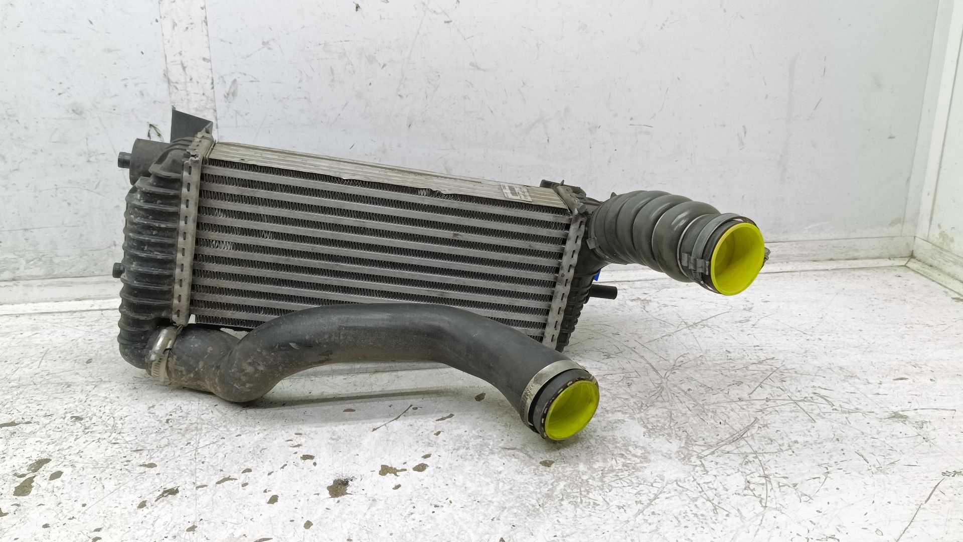 Recambio de intercooler para ford focus lim. black&red referencia OEM IAM BV619L440CK  