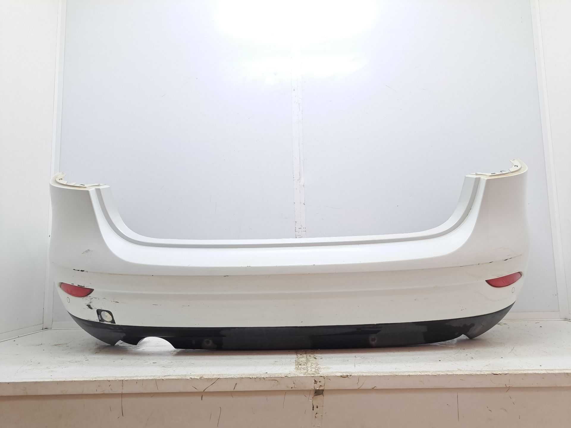 Recambio de paragolpes trasero para renault fluence 1.5 dci diesel fap referencia OEM IAM 850220041r  
