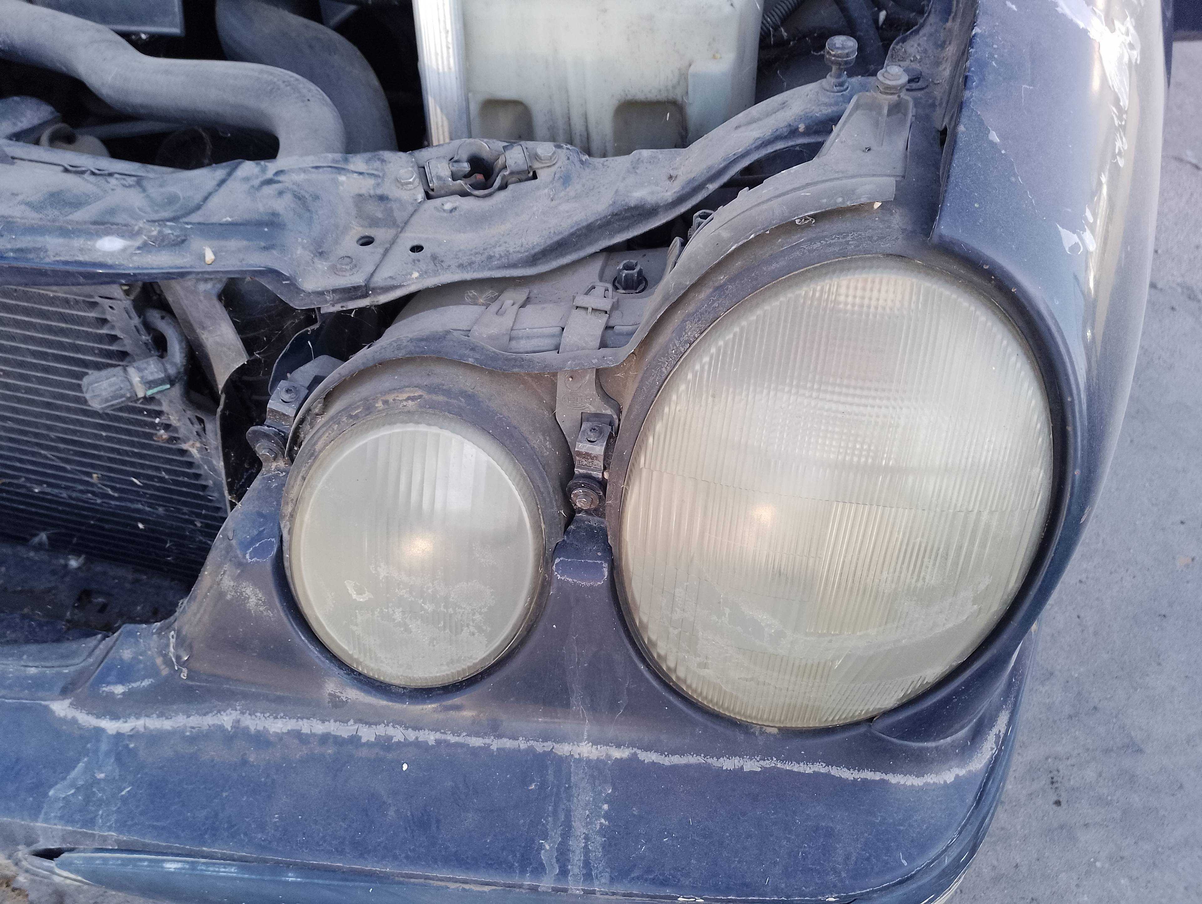 Recambio de faro izquierdo para mercedes-benz clase e (w210) berlina diesel 270 cdi (210.016) referencia OEM IAM   