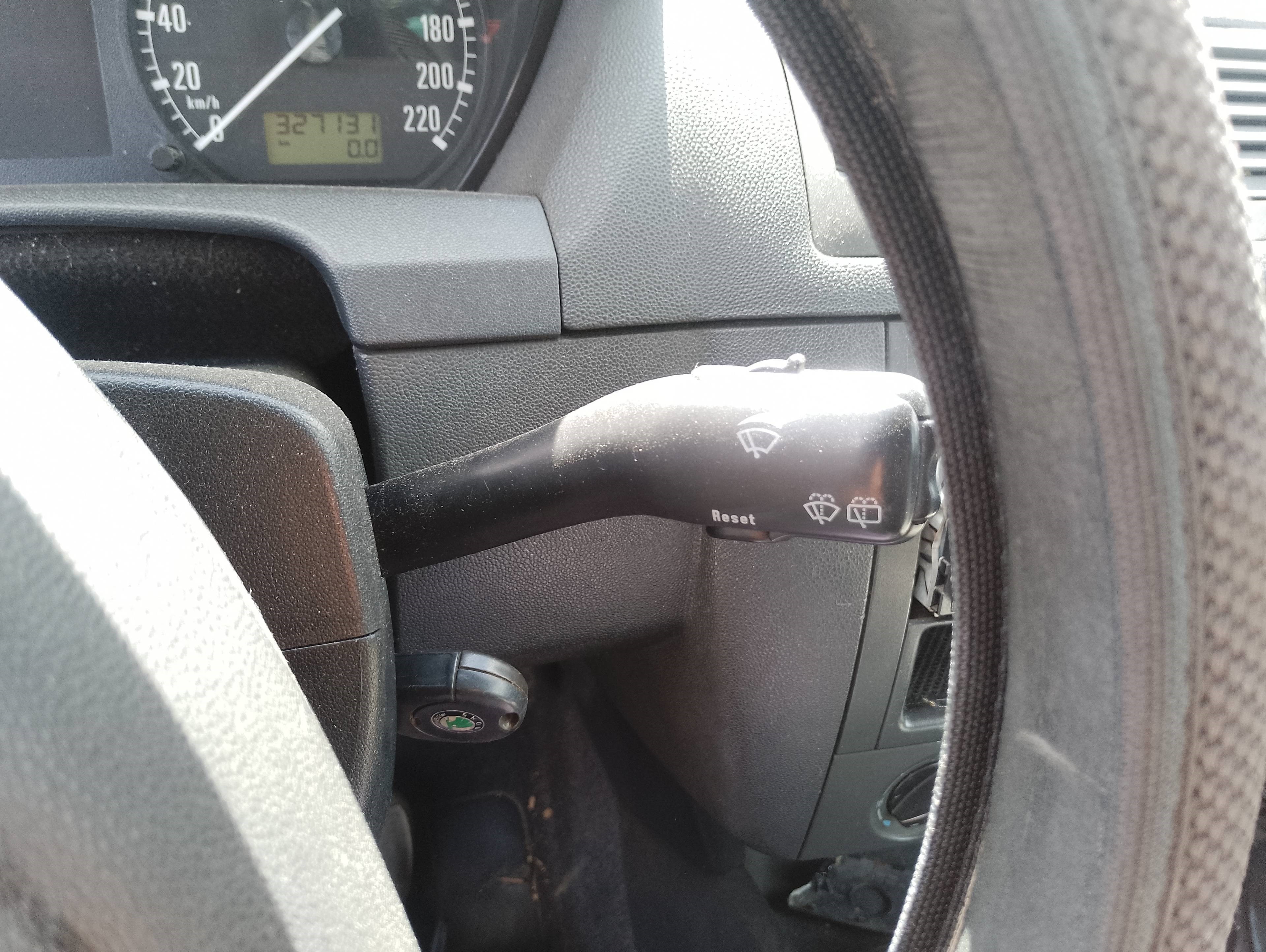 Recambio de mando limpia para skoda fabia (6y2/6y3) attractive referencia OEM IAM   