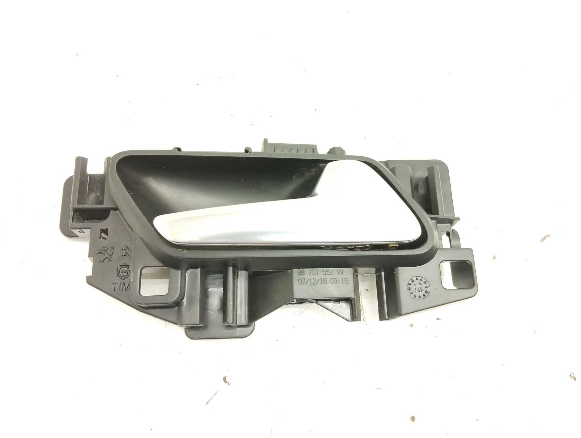 Recambio de maneta interior delantera derecha para peugeot 3008 active referencia OEM IAM 98201562VV 311337 