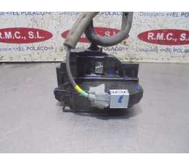 Recambio de cerradura puerta trasera derecha para nissan juke (f15) acenta referencia OEM IAM 82500BA60B  