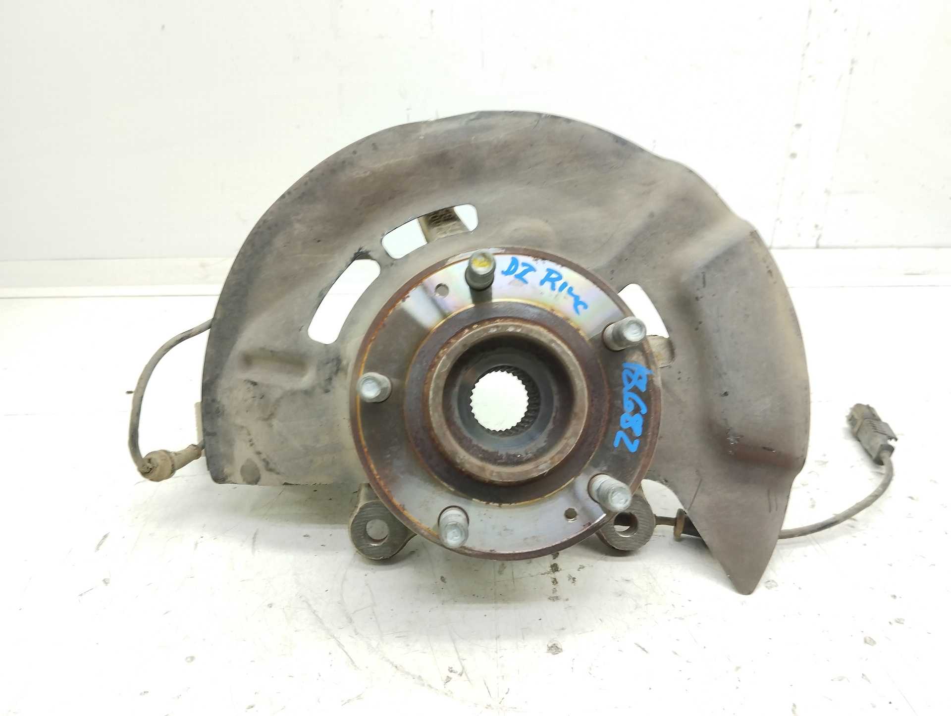 Recambio de mangueta delantera izquierda para hyundai tucson classic blue referencia OEM IAM 2WDLHD7000 51715D7000 