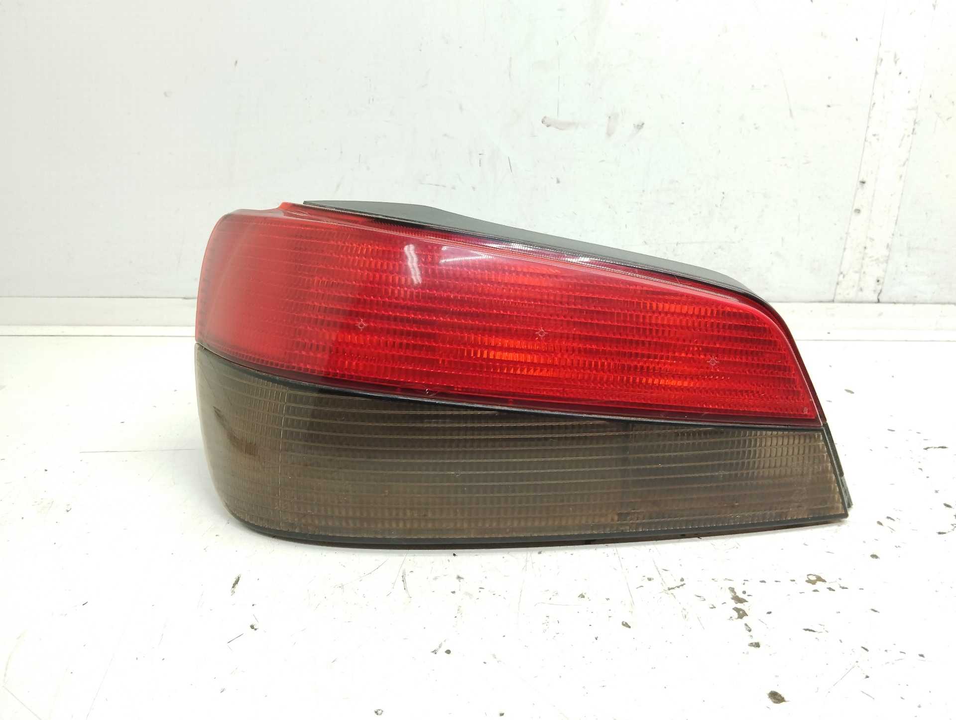 Recambio de piloto trasero izquierdo para peugeot 306 berlina 3/4/5 puertas (s2) referencia OEM IAM  6350H7 