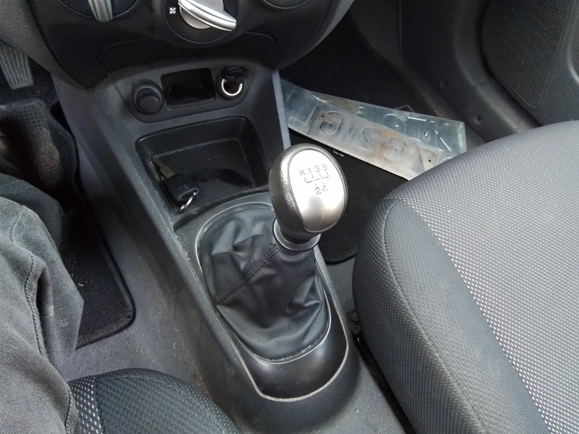 Recambio de palanca cambio para kia rio 1.4 cat referencia OEM IAM   