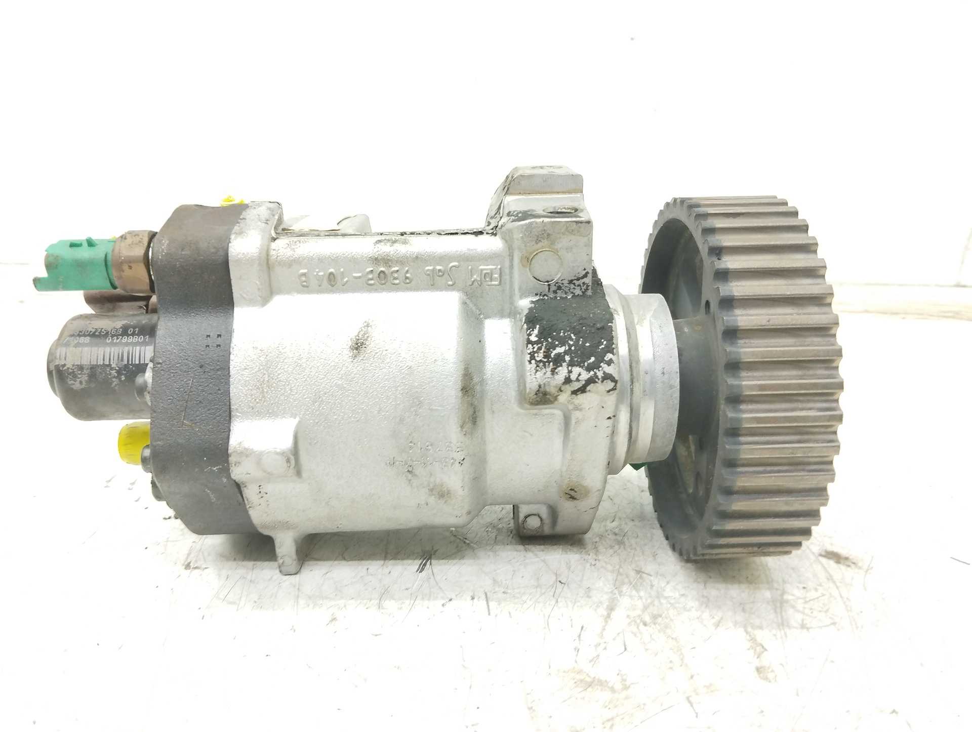 Recambio de bomba inyeccion para kia carnival ii 2.9 cdri ex referencia OEM IAM R9044Z022A  
