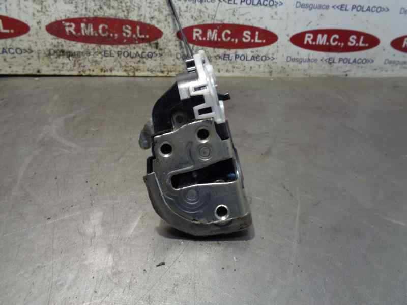 Recambio de cerradura puerta trasera derecha para toyota yaris active referencia OEM IAM   