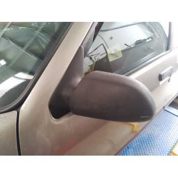 RETROVISOR IZQUIERDO 