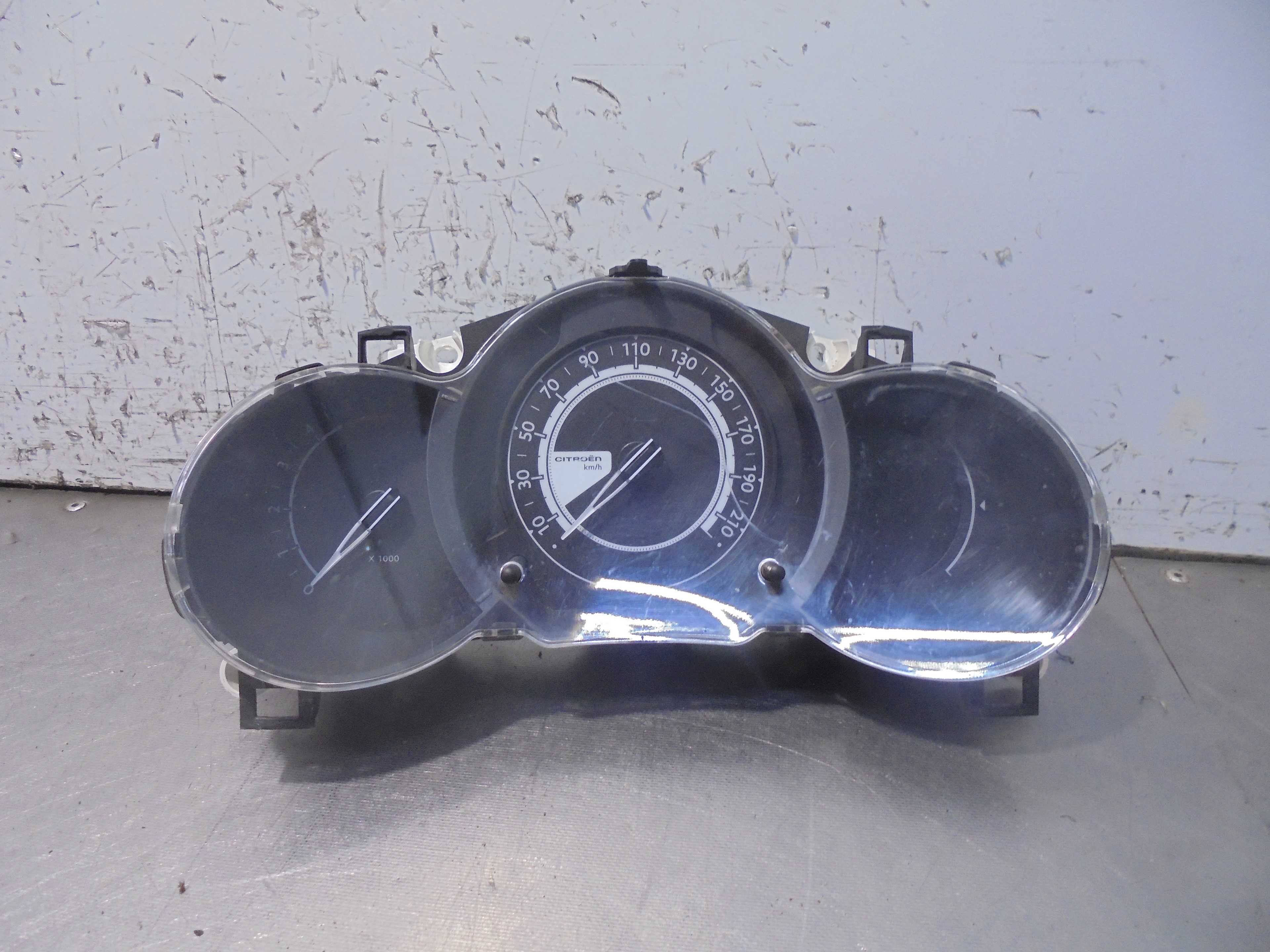 Recambio de cuadro instrumentos para citroën c3 collection referencia OEM IAM 98041181 CONTINENTAL 