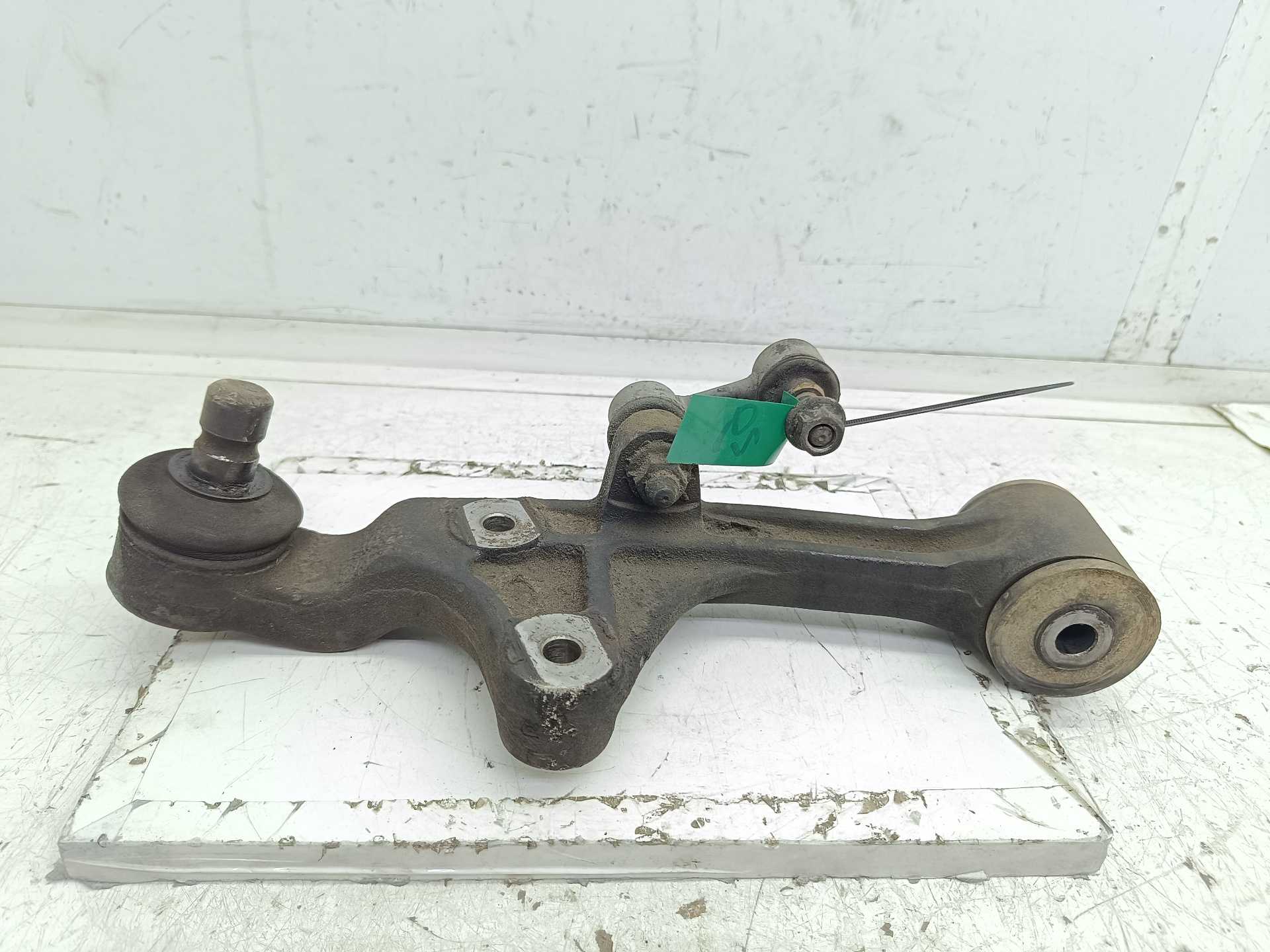 Recambio de brazo suspension inferior delantero derecho para kia carnival ii 2.9 cdri ex referencia OEM IAM  0K55234300B 