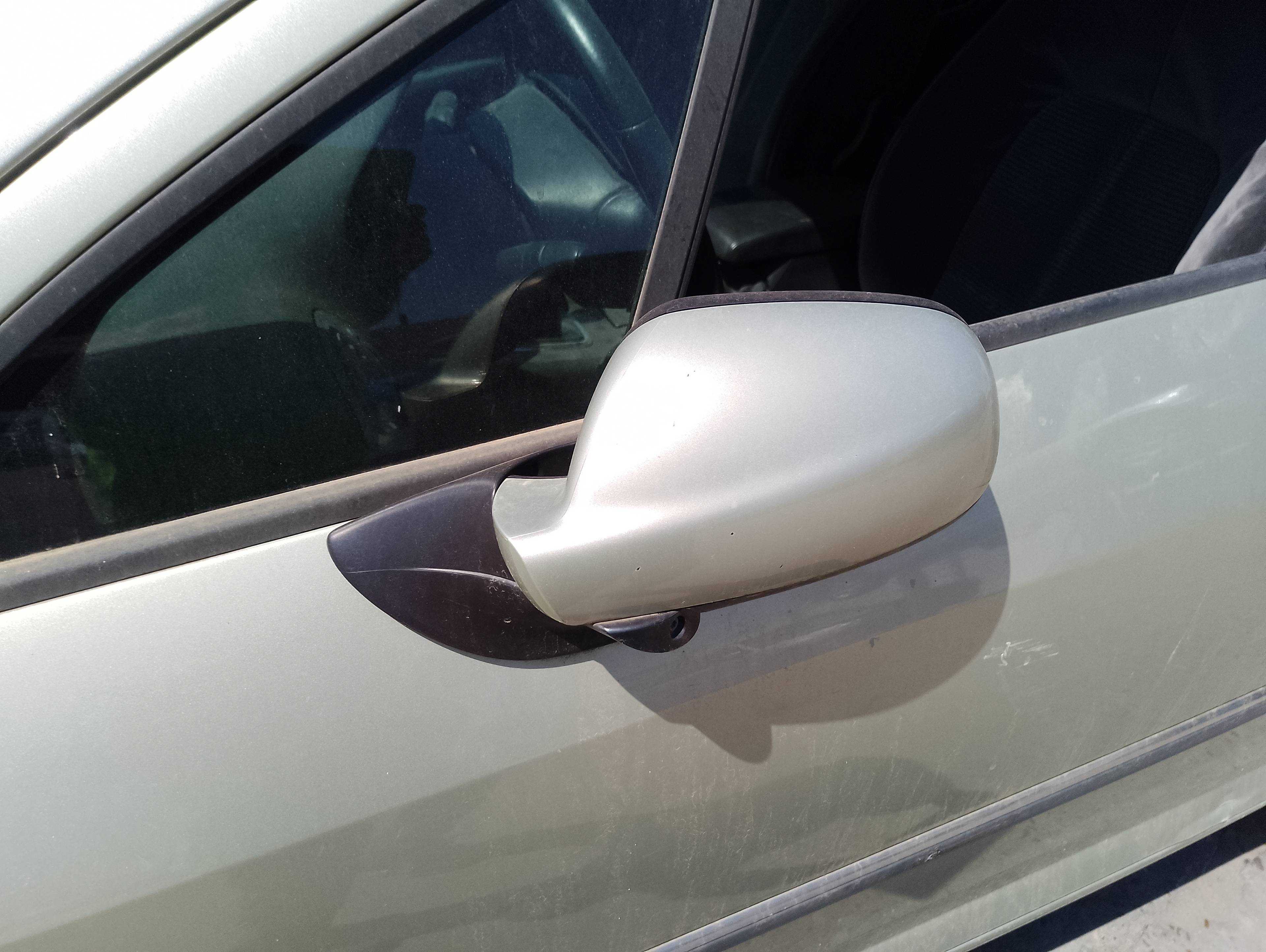 Recambio de retrovisor izquierdo para peugeot 407 referencia OEM IAM E9014145  