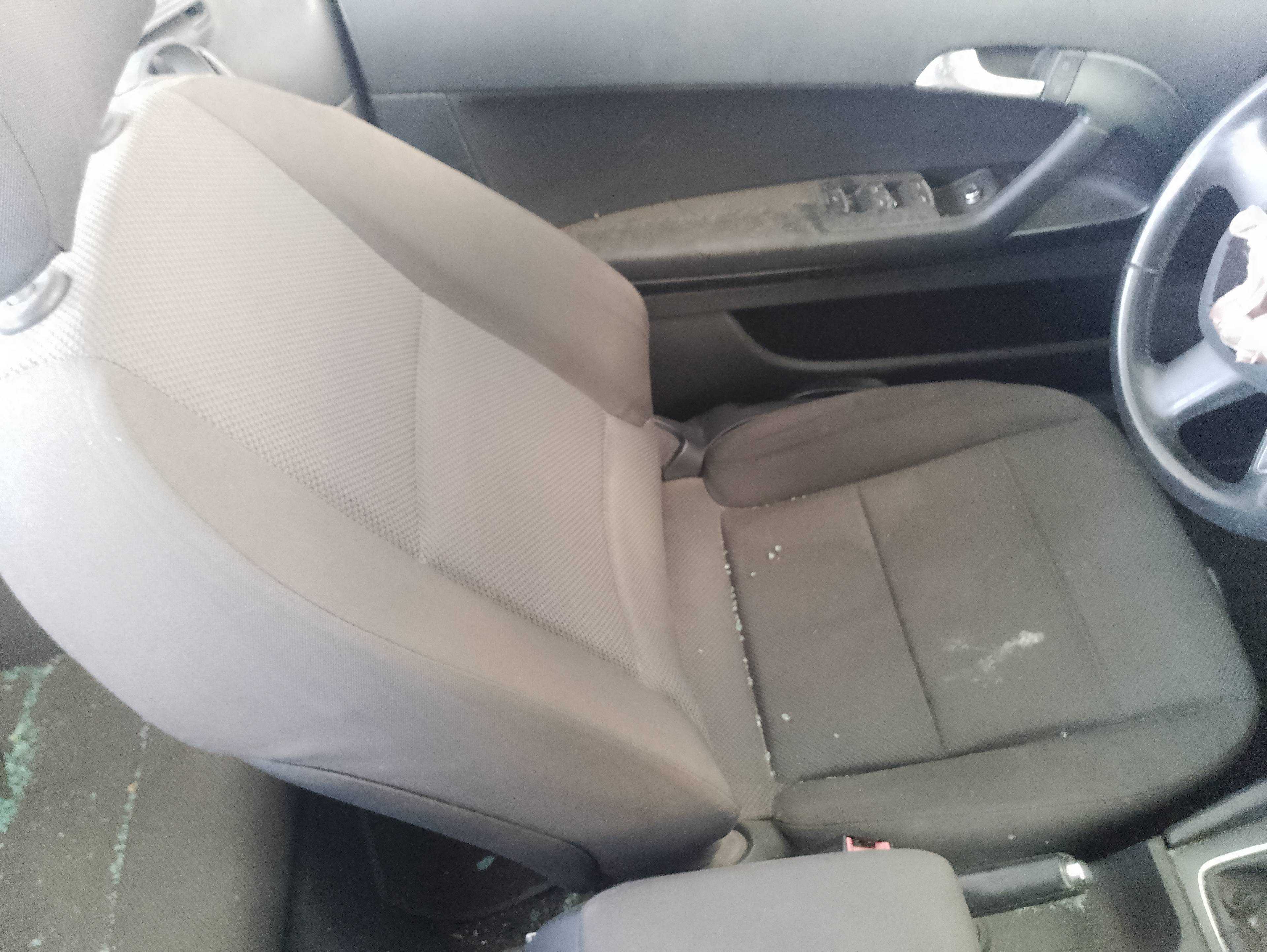 Recambio de asiento delantero izquierdo para audi a3 cabriolet (8p) ambition referencia OEM IAM   