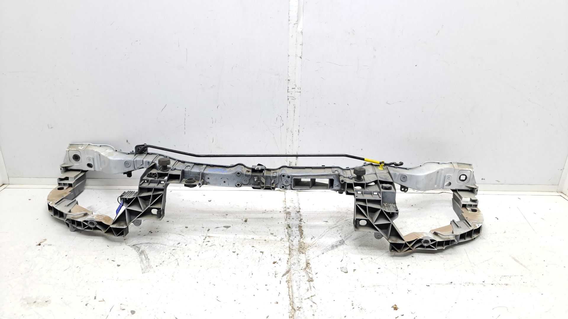 Recambio de panel frontal para ford focus lim. black&red referencia OEM IAM   