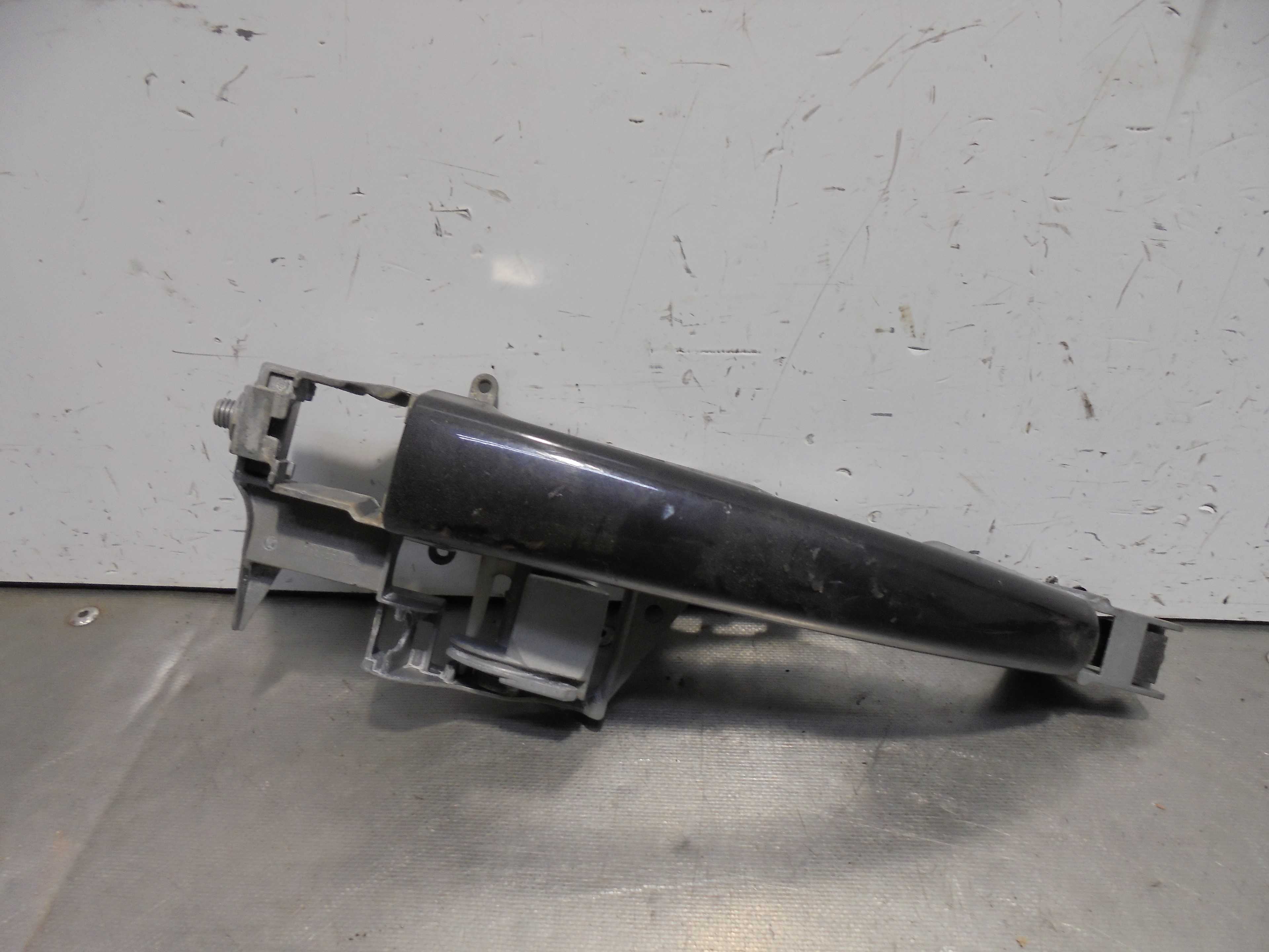 Recambio de maneta exterior delantera izquierda para citroën c3 sx referencia OEM IAM 9684560080  