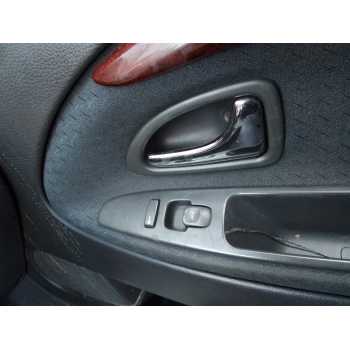 Recambio de mando elevalunas delantero derecho para volvo v40 familiar 1.9 d referencia OEM IAM   
