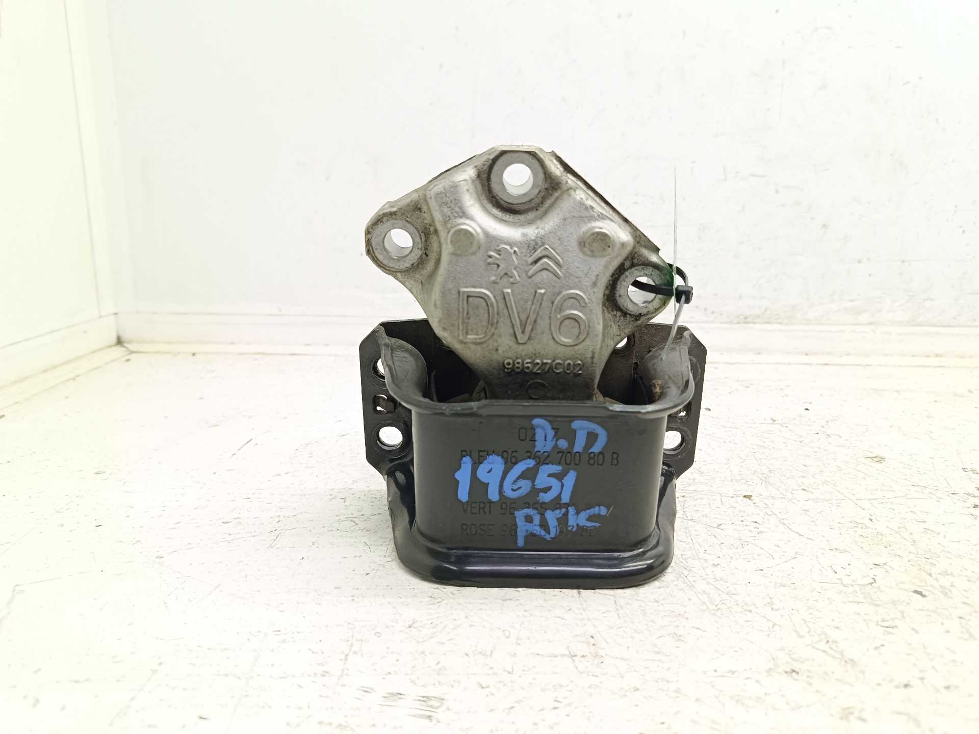 Recambio de soporte motor derecho para peugeot partner kasten l1 confort pack referencia OEM IAM 98627C02  