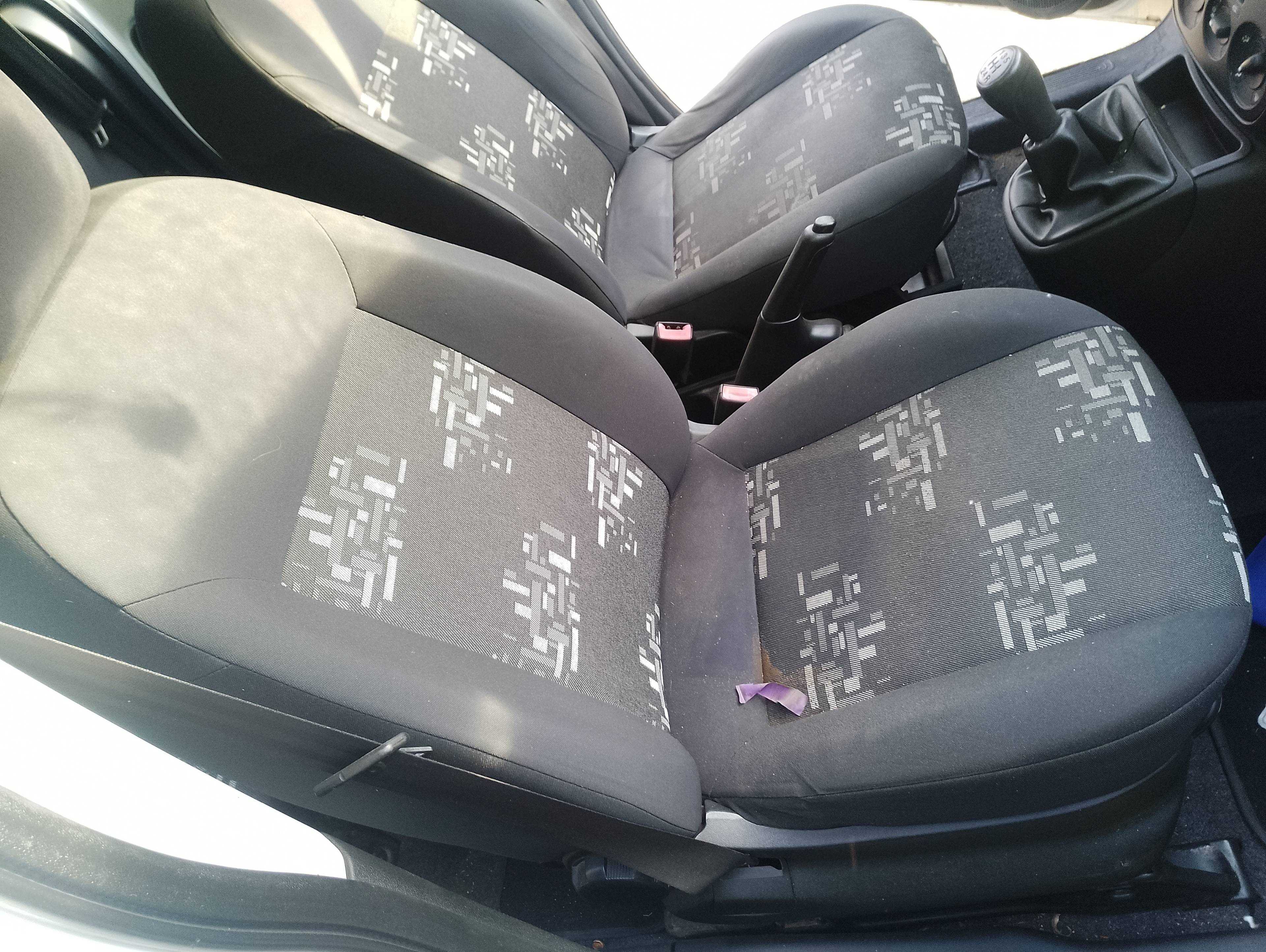 Recambio de asiento delantero derecho para fiat fiorino básico referencia OEM IAM   