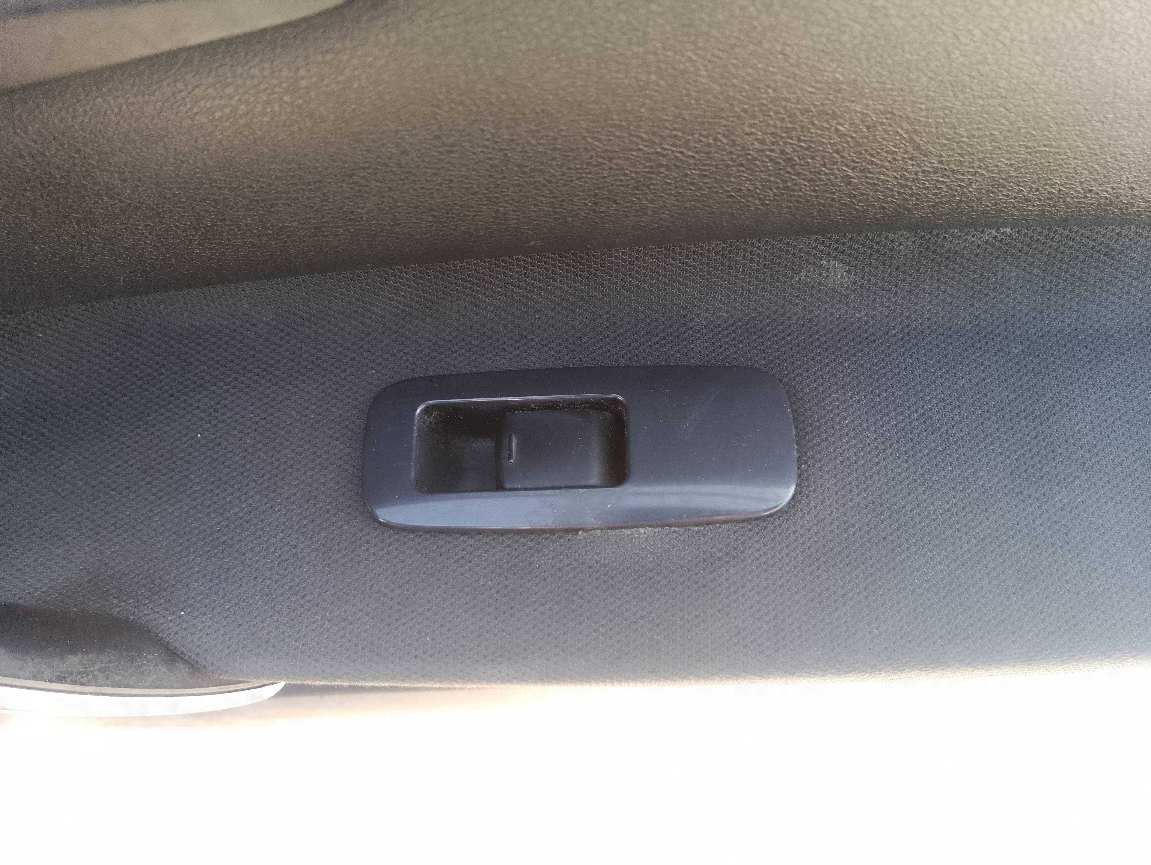 Recambio de mando elevalunas delantero derecho para nissan qashqai+2 (jj10) acenta referencia OEM IAM   