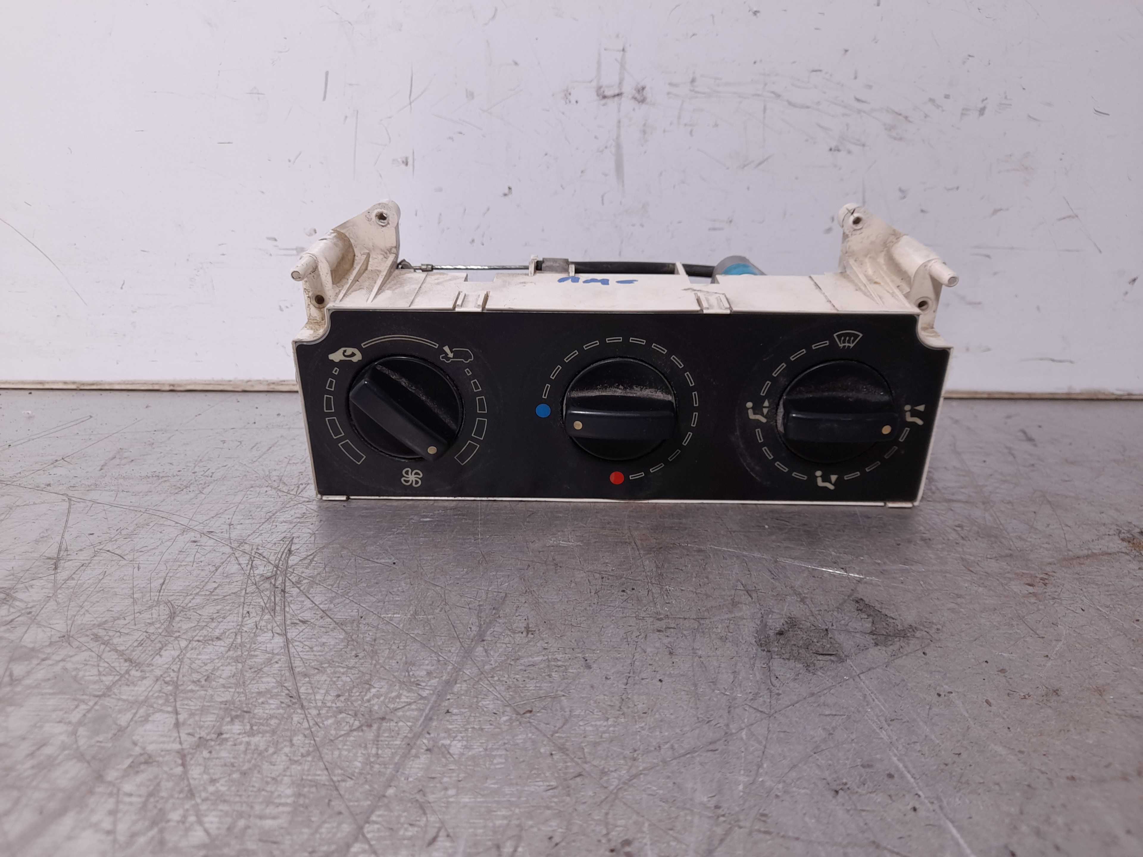 Recambio de mando calefaccion / aire acondicionado para peugeot partner (s1) referencia OEM IAM   