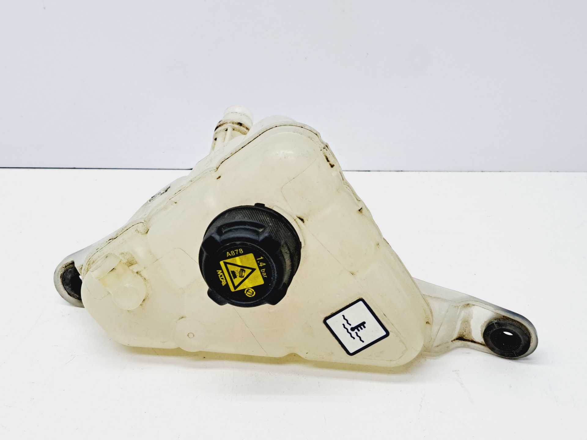 Recambio de deposito expansion para alfa romeo stelvio (630) executive 4wd referencia OEM IAM 50532261  