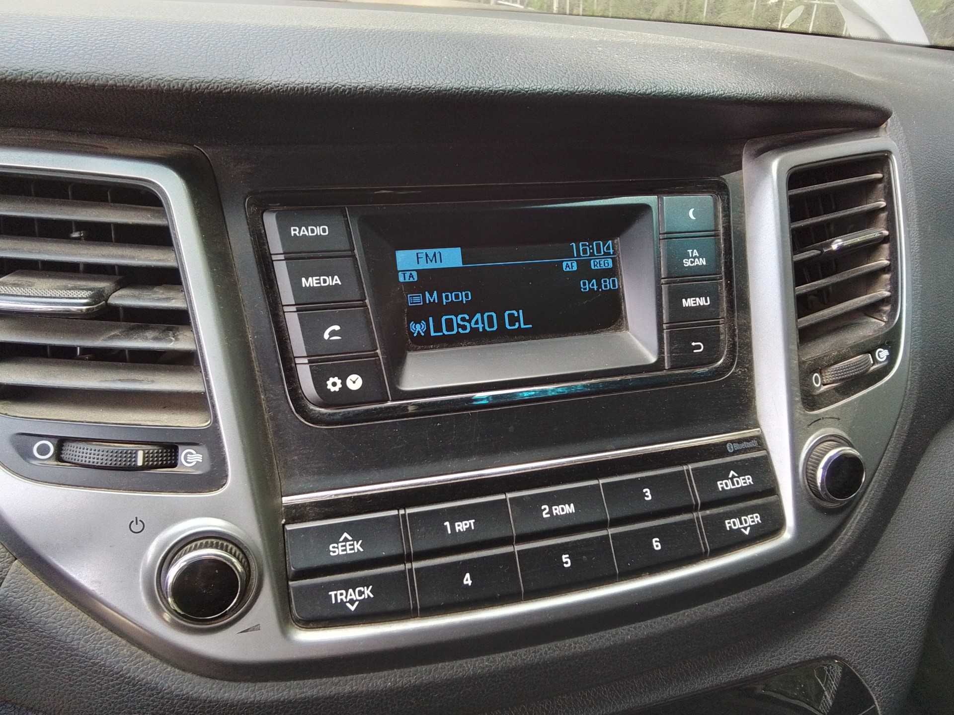 Recambio de pantalla multifuncion para hyundai tucson classic blue referencia OEM IAM   