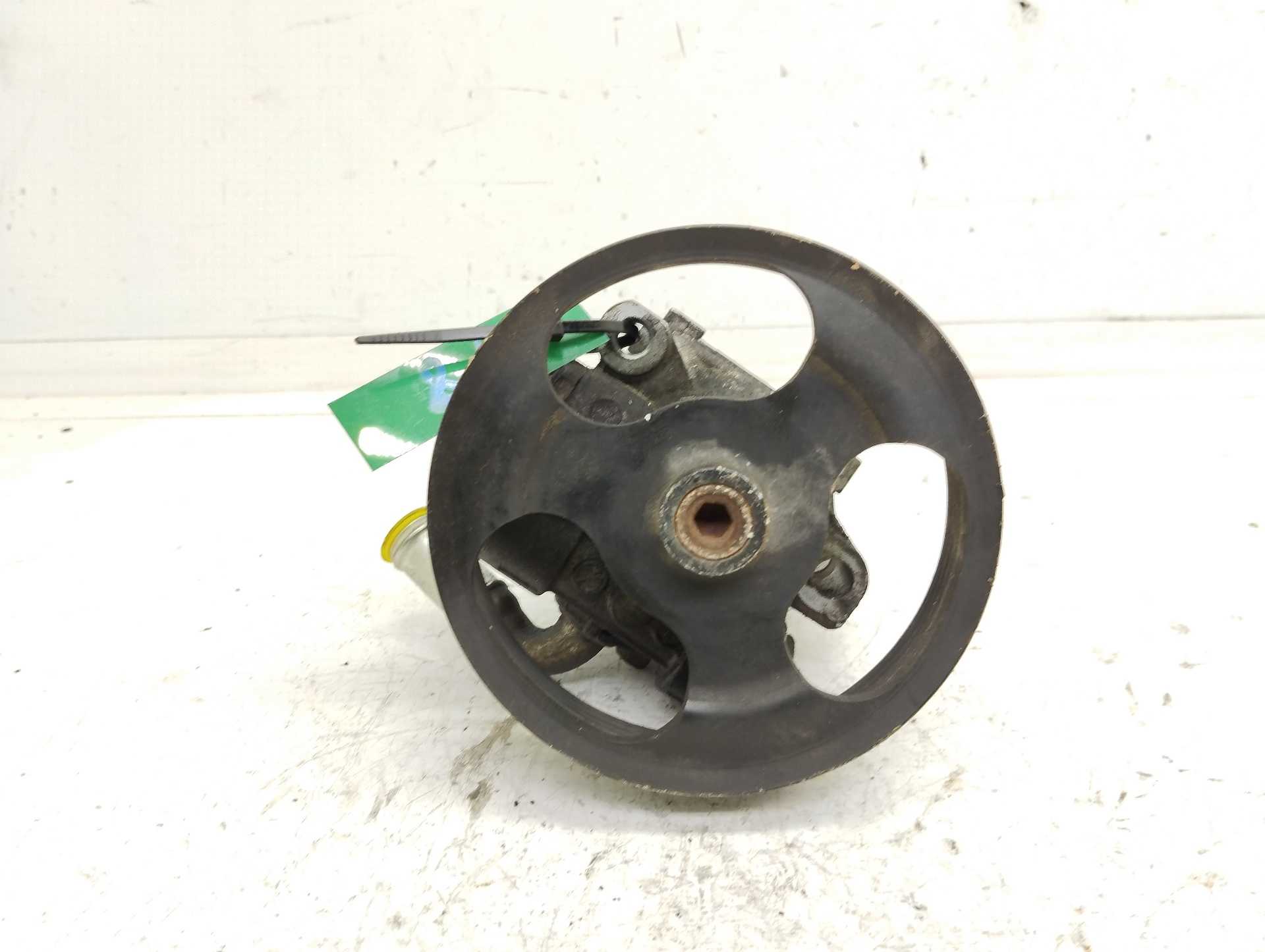 Recambio de bomba direccion para mazda 3 berlina (bk) 1.6 vvt active referencia OEM IAM 75210714 4325858 