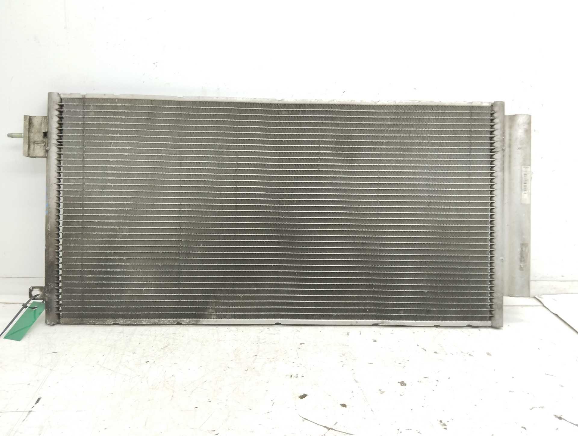 Recambio de condensador / radiador aire acondicionado para fiat 500 l (330) city cross referencia OEM IAM 8A9470000  