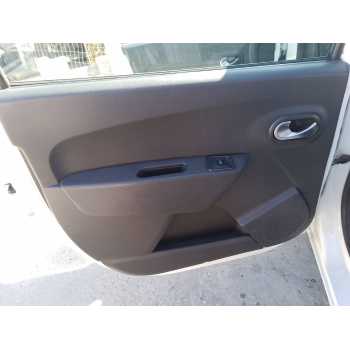 GUARNECIDO PUERTA TRASERA IZQUIERDA 