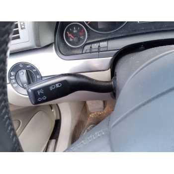 Recambio de mando intermitentes para audi a4 avant (8e) 2.0 tdi referencia OEM IAM   