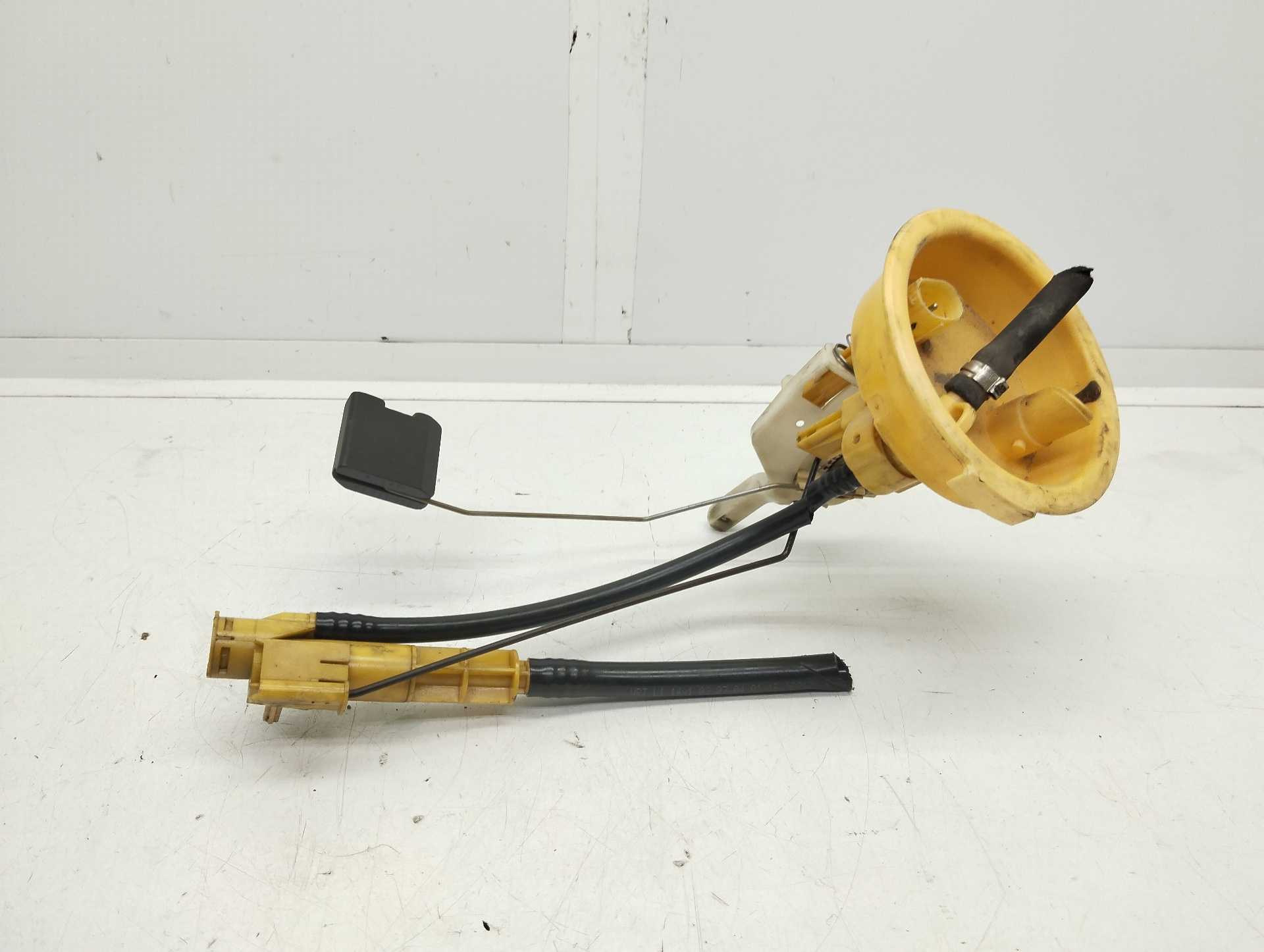 Recambio de aforador para bmw serie 3 berlina (e46) 320d referencia OEM IAM 6752054  