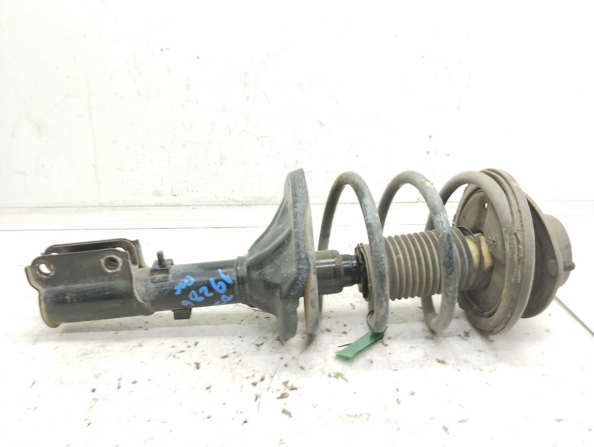 Recambio de amortiguador delantero izquierdo para hyundai galloper santamo santamo referencia OEM IAM 13559230  