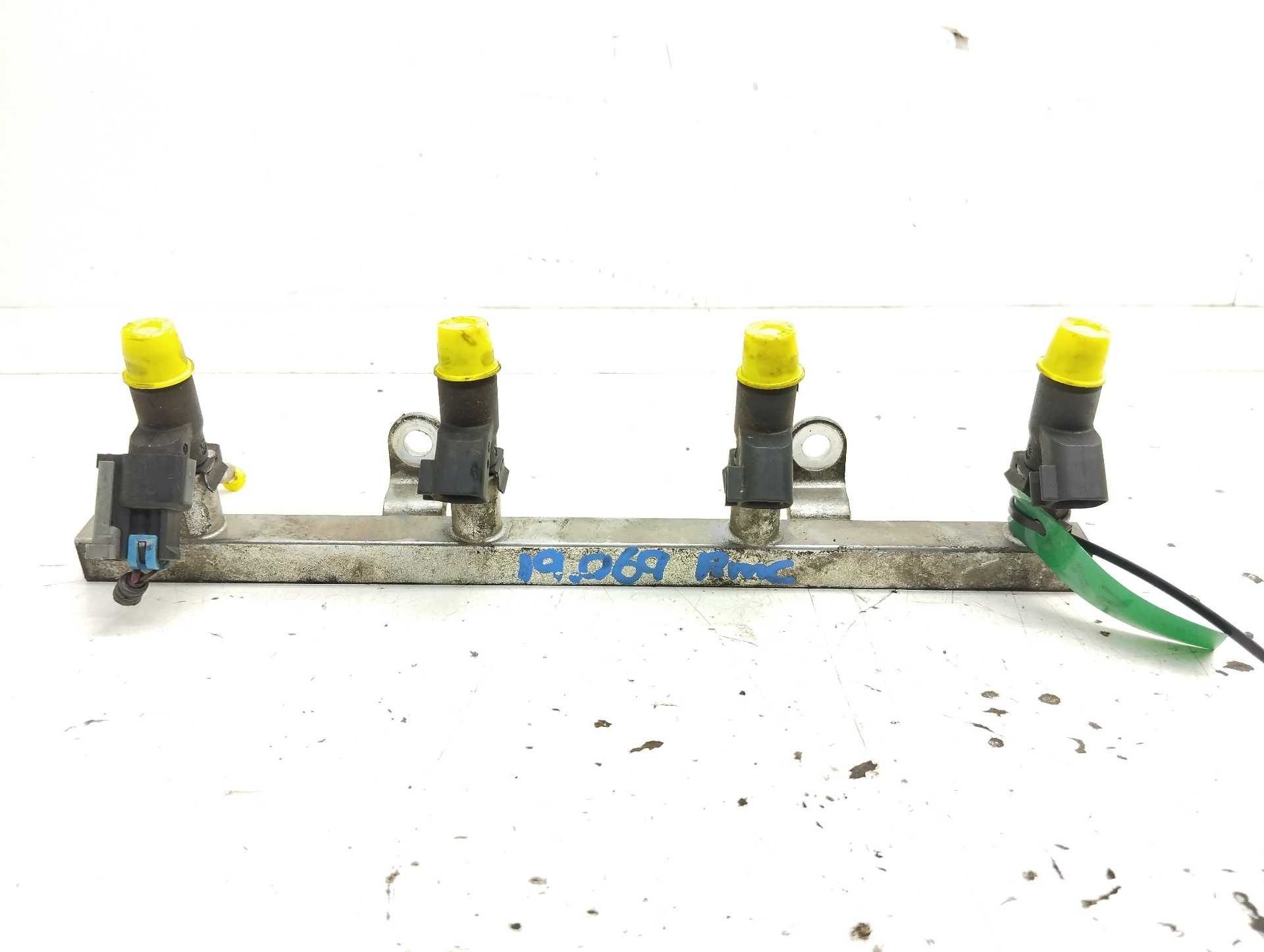 Recambio de rampa inyectora para chevrolet kalos 1.4 se referencia OEM IAM  96386780 