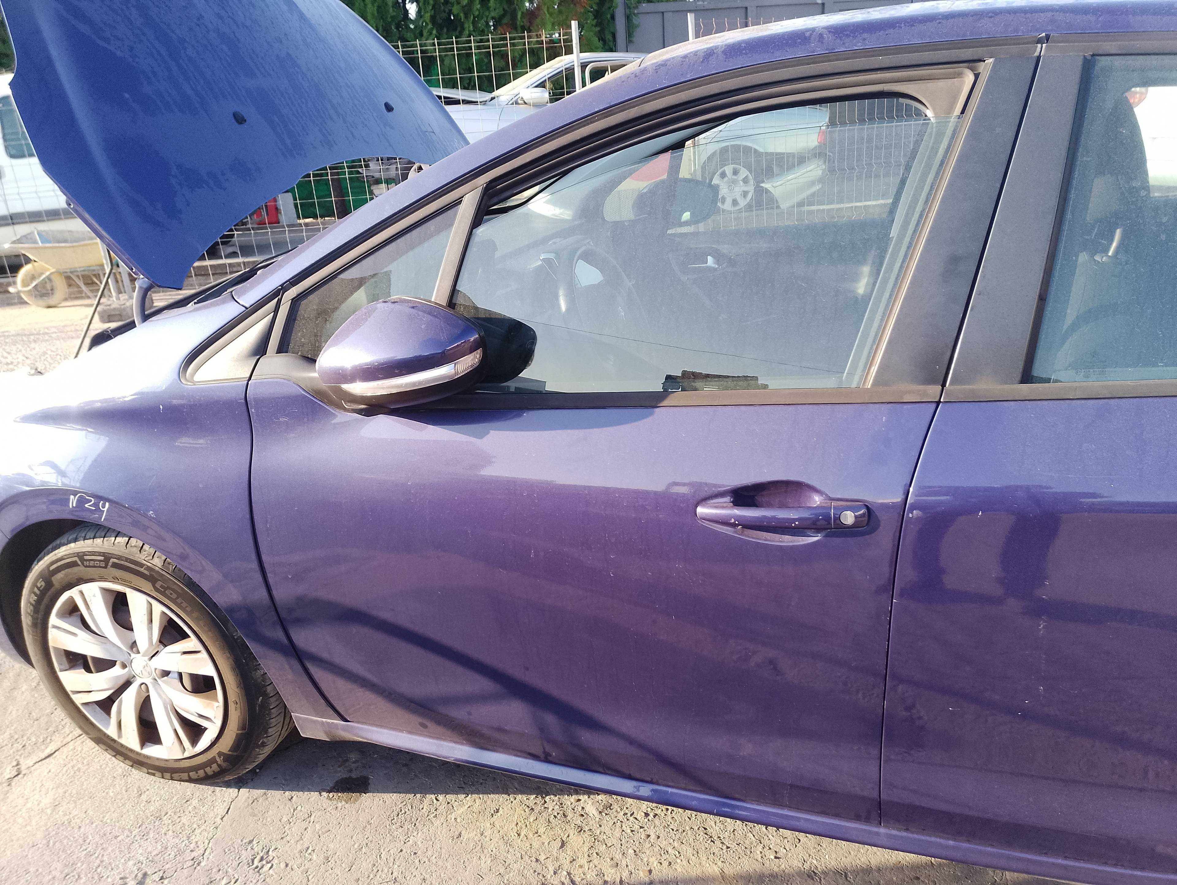 Recambio de puerta delantera izquierda para peugeot 208 access referencia OEM IAM   