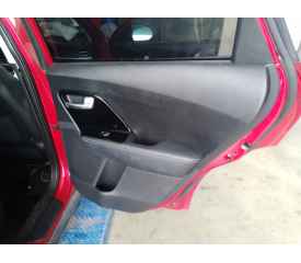 GUARNECIDO PUERTA TRASERA DERECHA 83311G5000 M0330G5000WK 