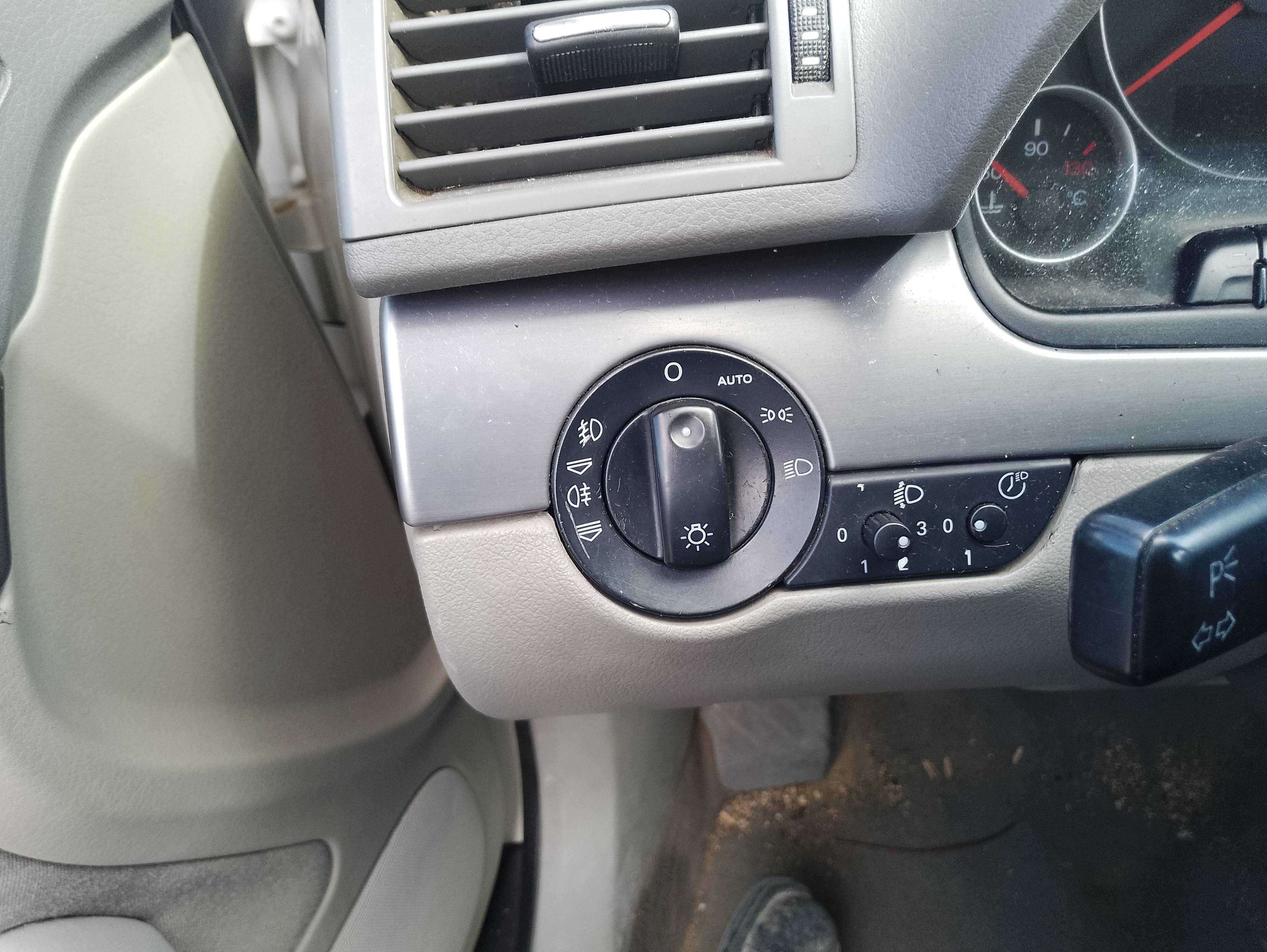 Recambio de mando luces para audi a4 avant (8e) 2.0 tdi referencia OEM IAM   