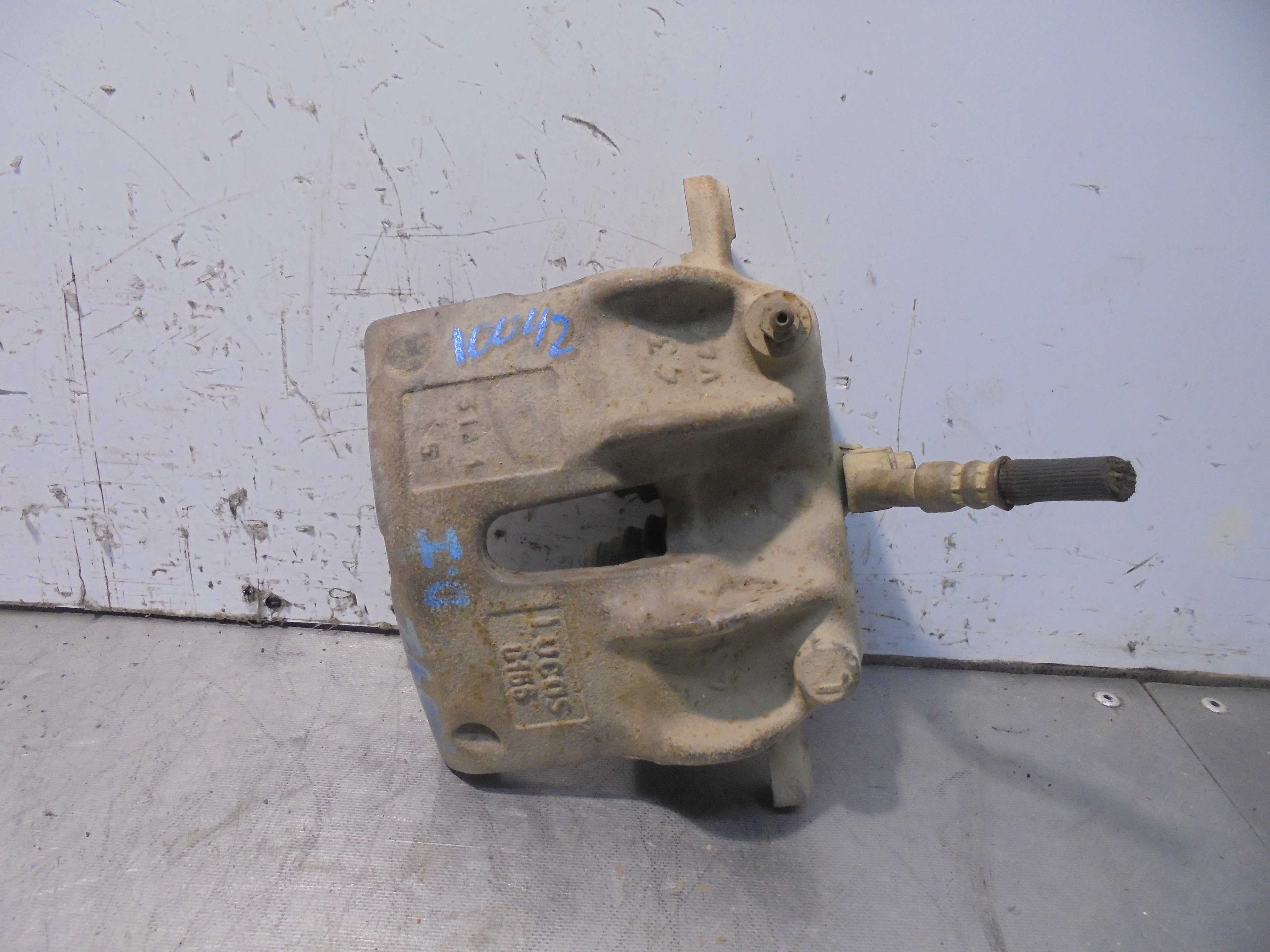 Recambio de pinza de freno delantera izquierda para nissan terrano/terrano.ii (r20) aventura referencia OEM IAM  LUCAS 