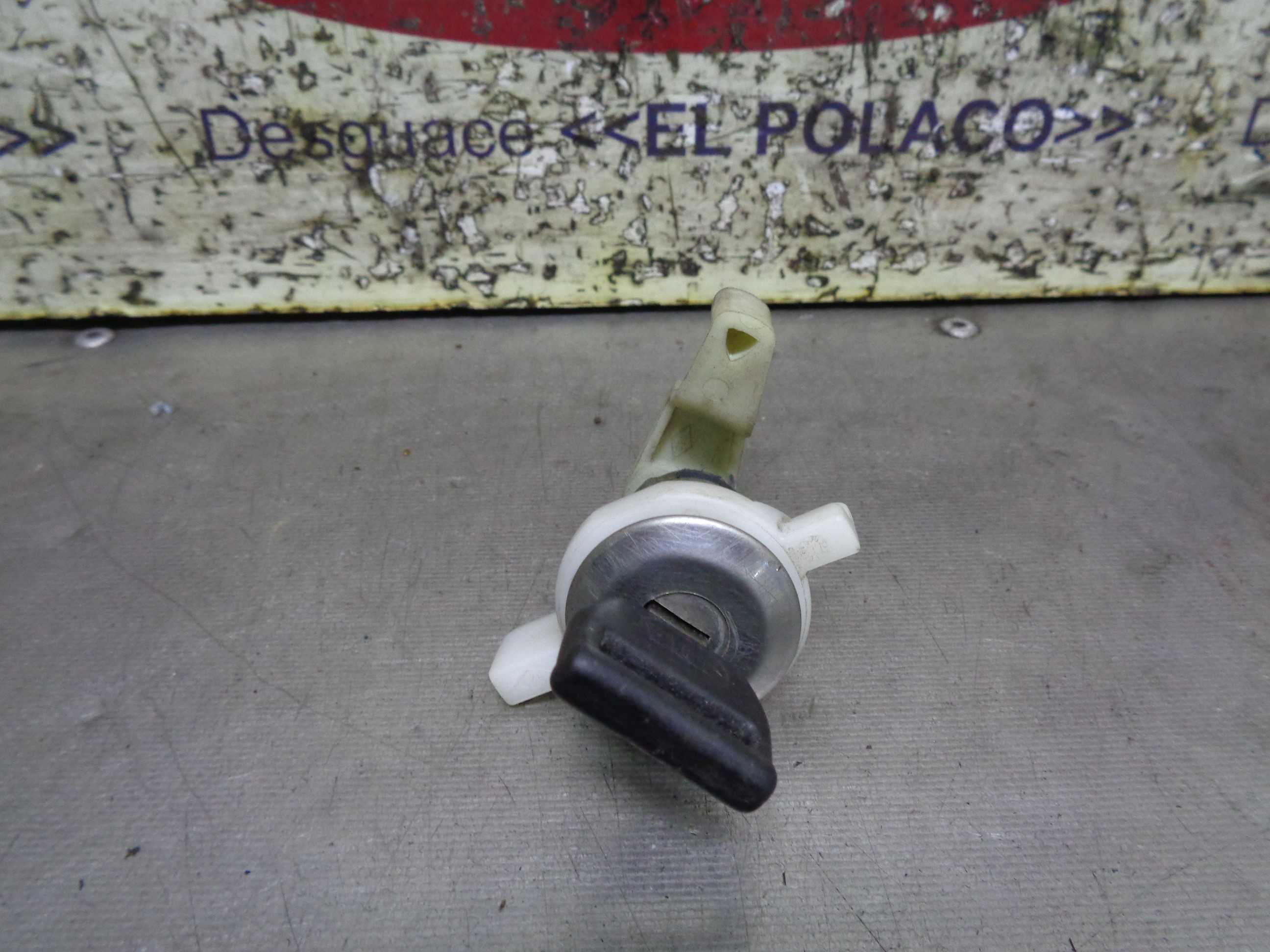 Recambio de bombin puerta delantera derecha para renault clio ii fase i (b/cbo) 1.2 referencia OEM IAM   