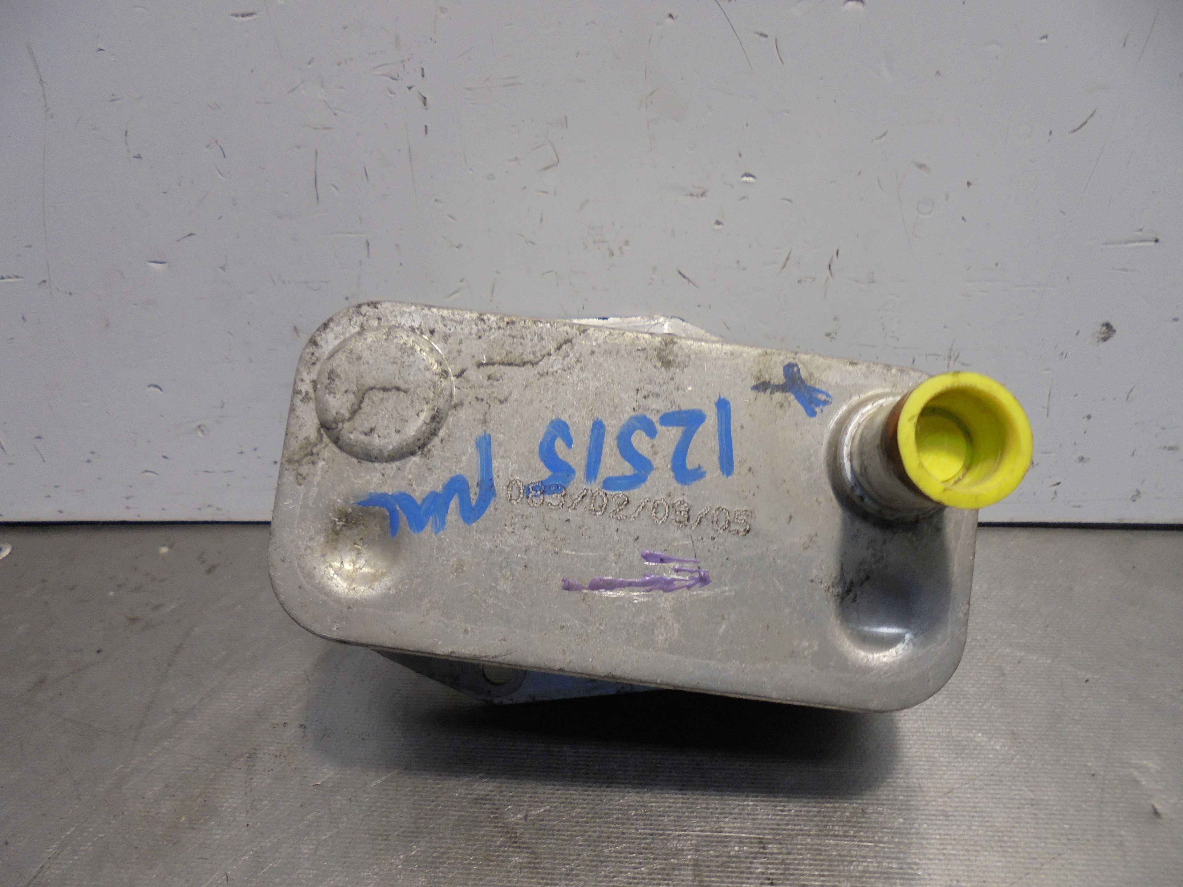 Recambio de enfriador aceite motor para bmw serie 1 berlina (e81/e87) 118d referencia OEM IAM 7787698  