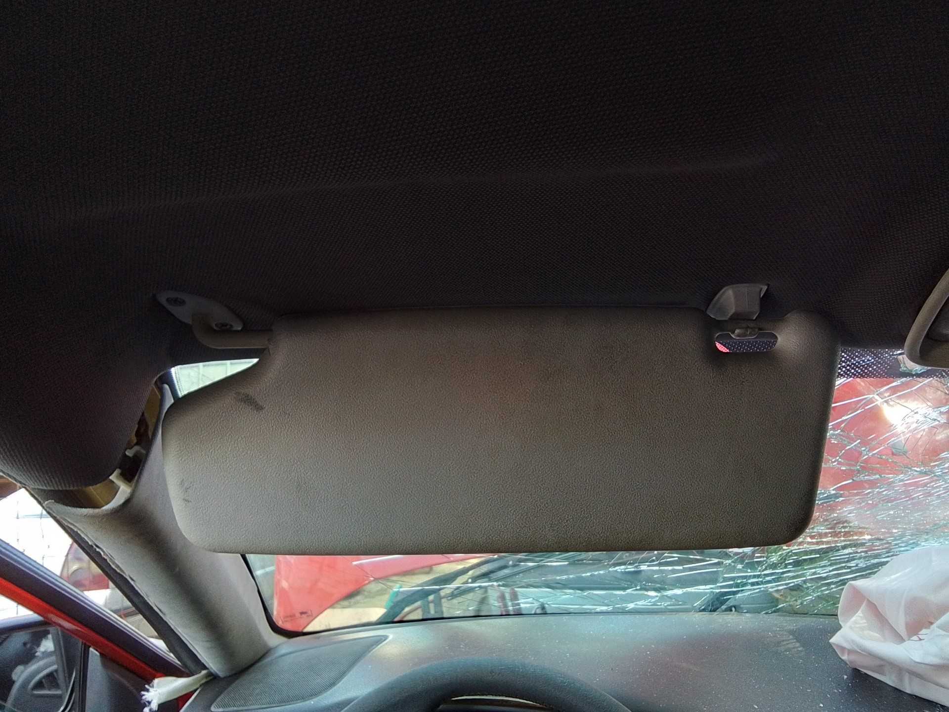 Recambio de parasol izquierdo para volvo v40 familiar 1.9 d referencia OEM IAM   